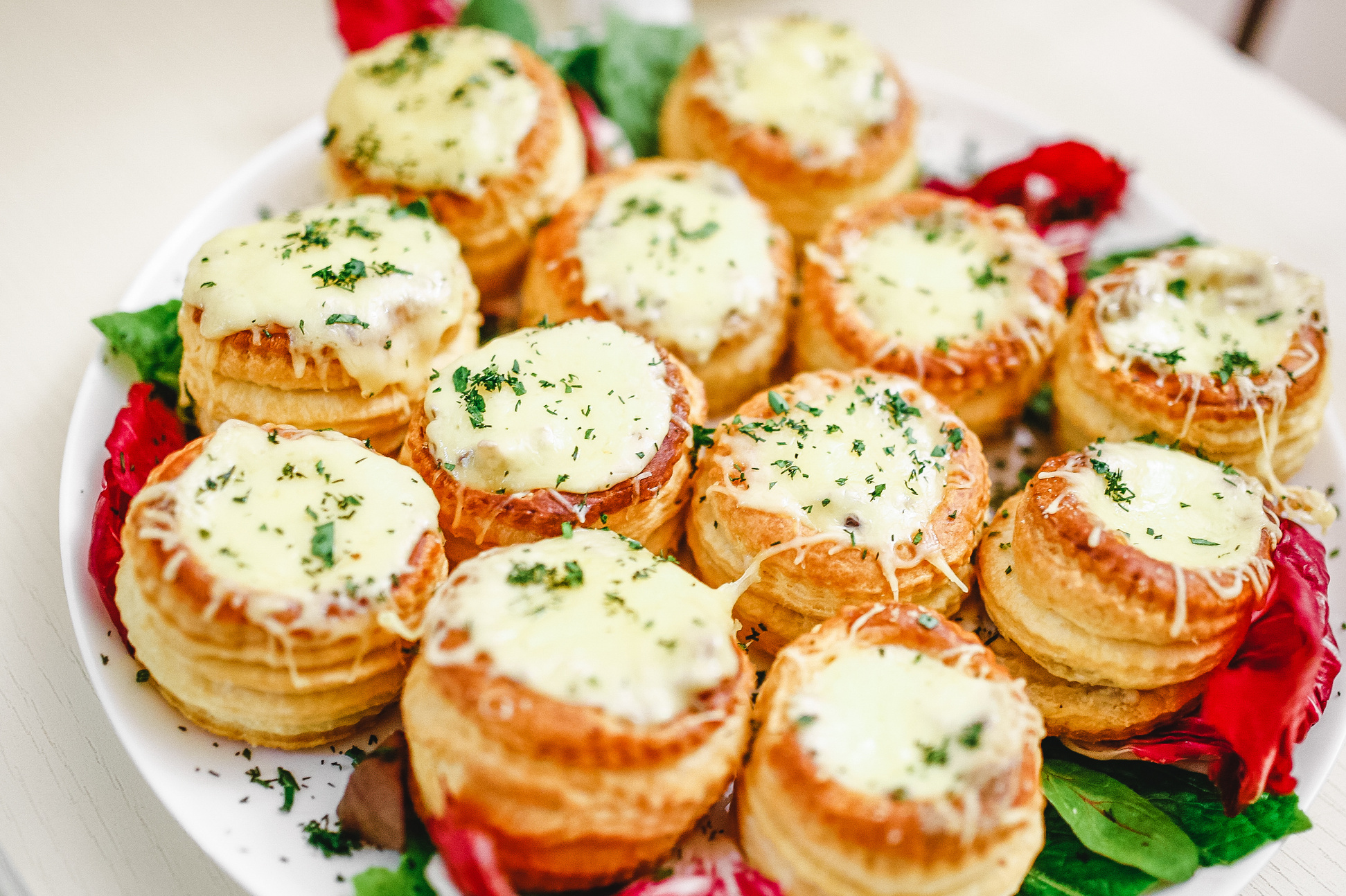 Горячие закуски. Кейтеринг Royal Catering | По Москве и Московской области организуем р