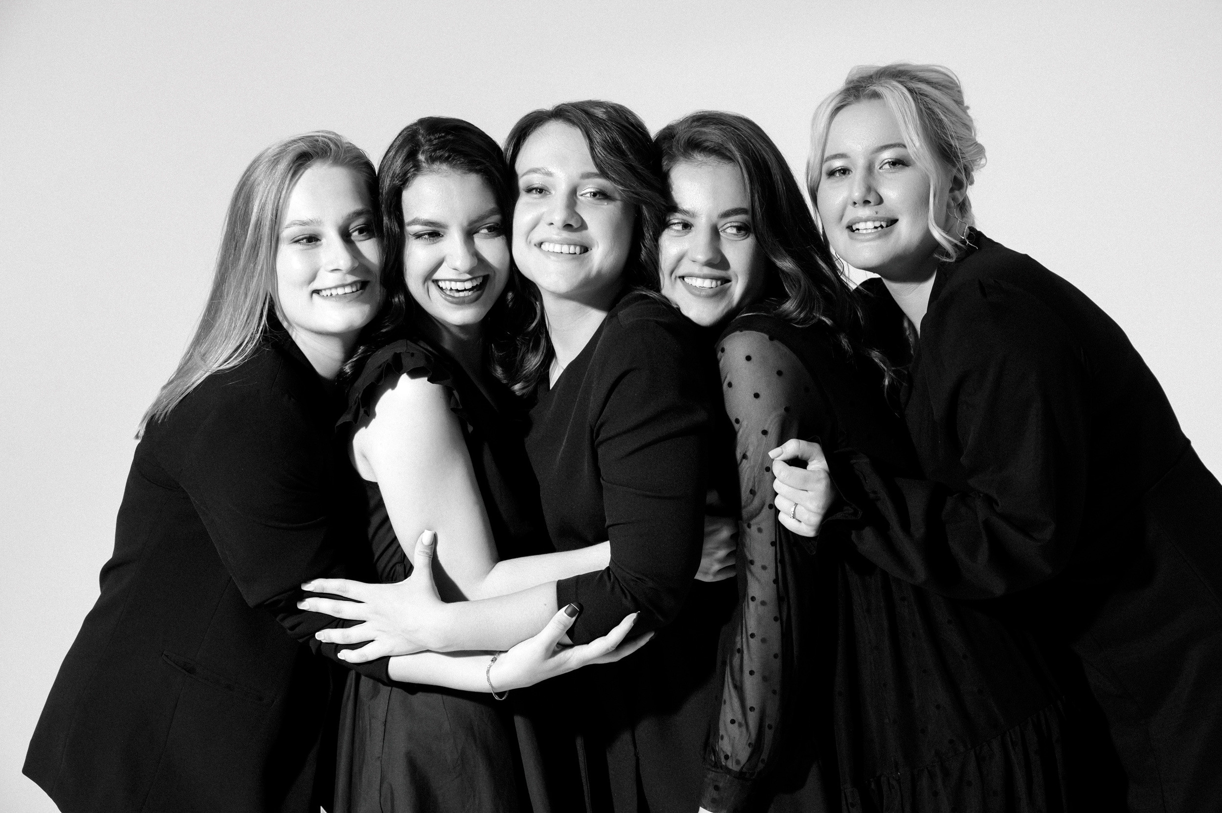 Как работать с черно-белыми фотографиями. Фотограф Антон Горин