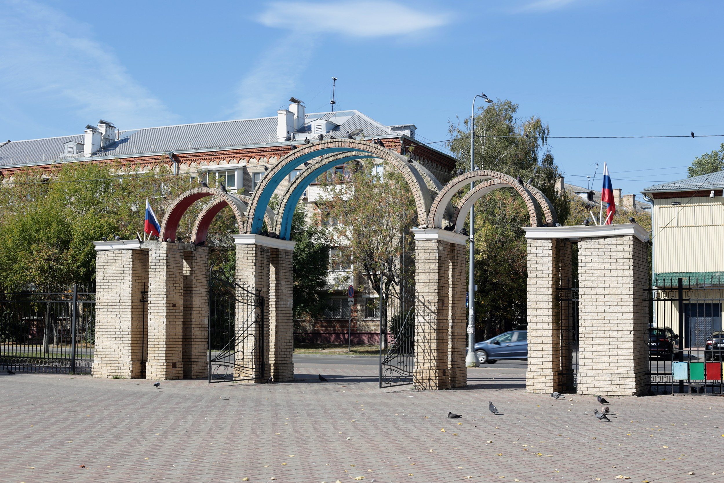 Флаг как украшение окружающего пространства. Julia Altukhova, multimedia artist