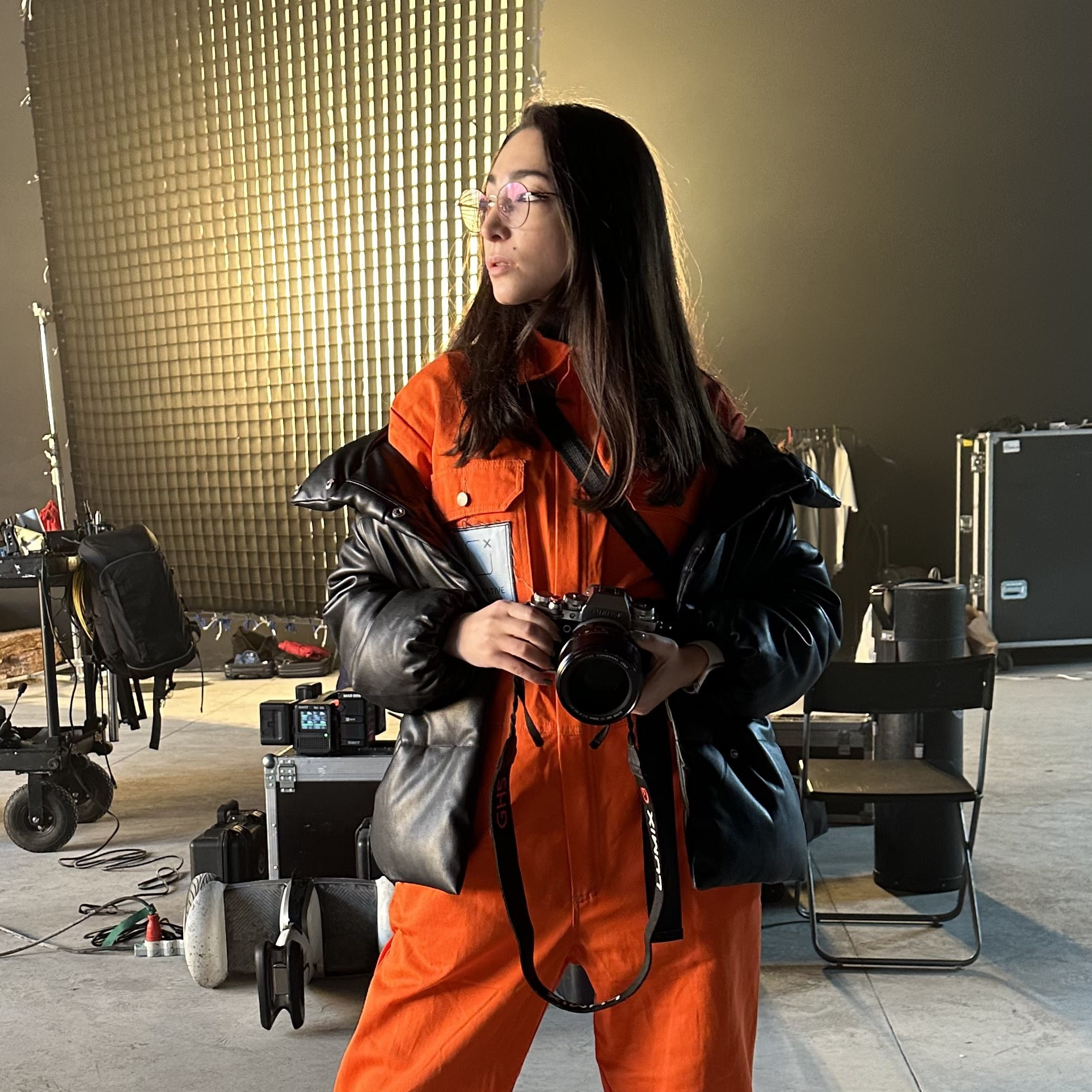 Контакты. Коммерческий, репортажный фотограф в Москве Лейла Мару