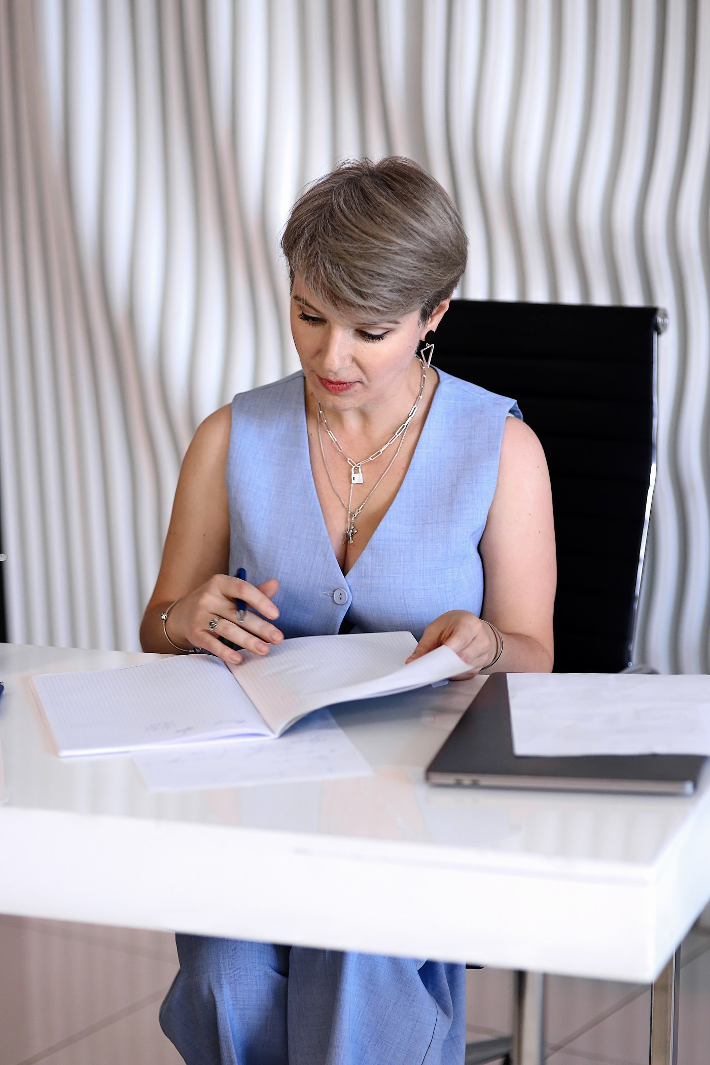 Контентная съемка для психолога в Москве, фотосессия эксперта