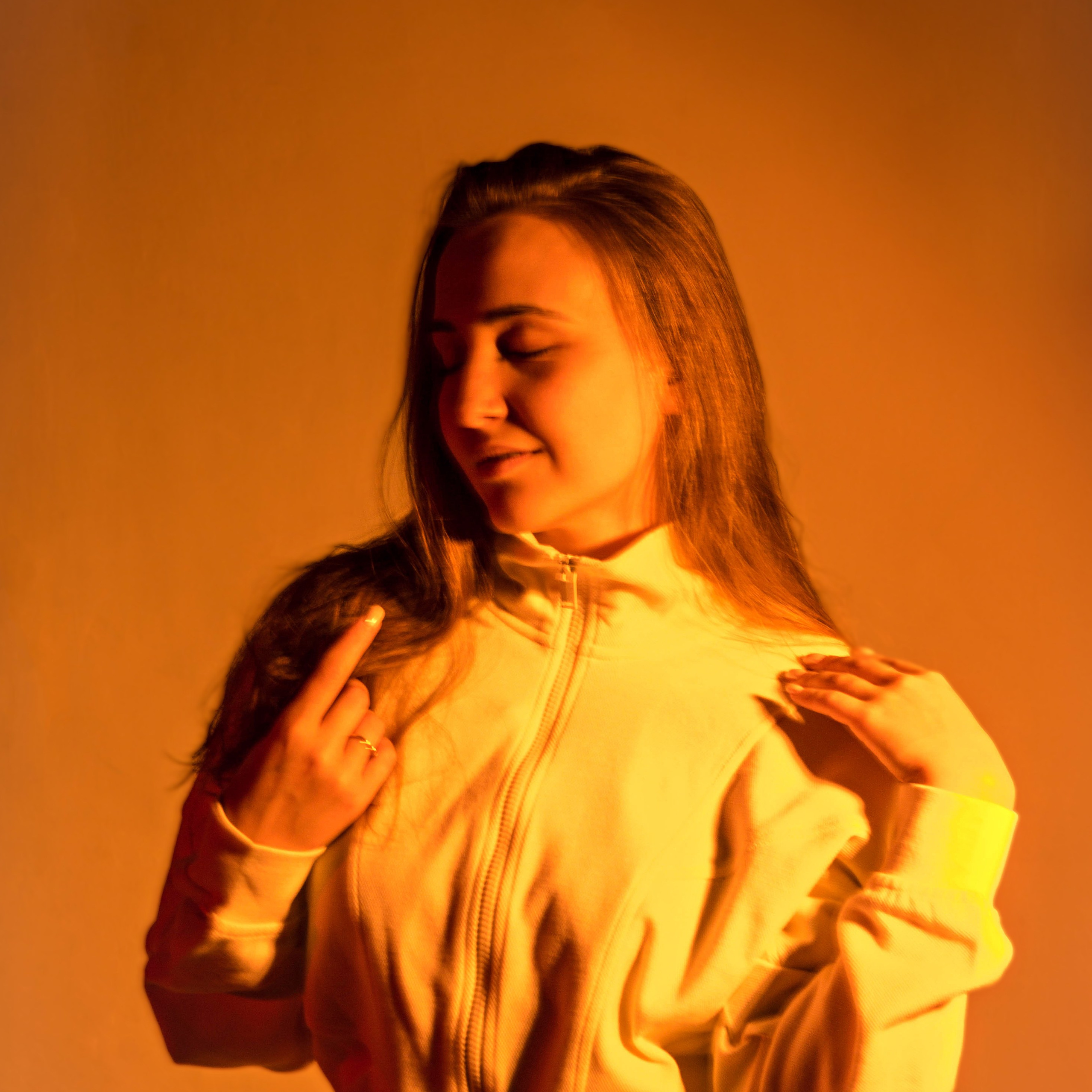 Контакты. Фотограф Диана Лысанова