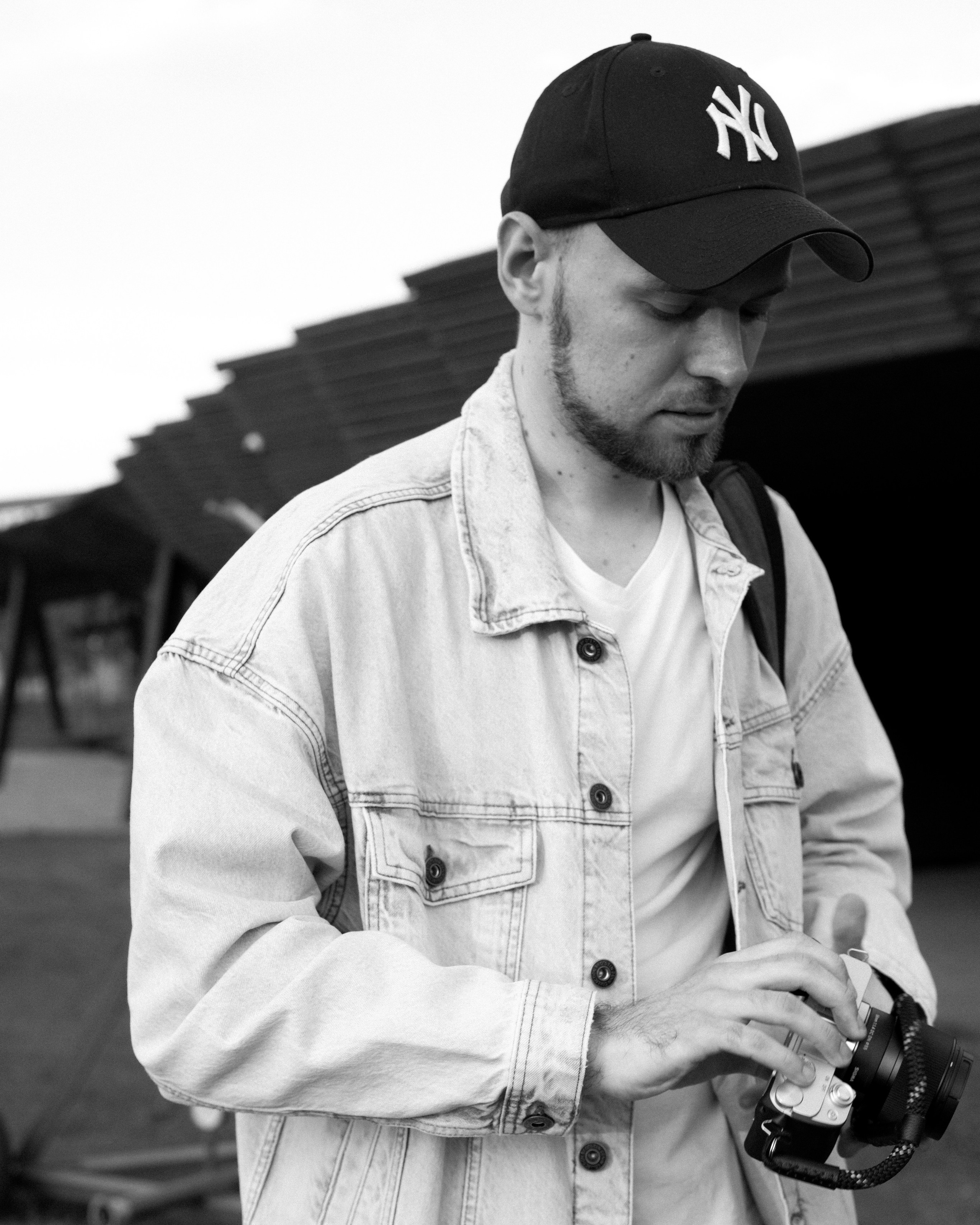 Репортажный и портретный фотограф Андрей Гаровский