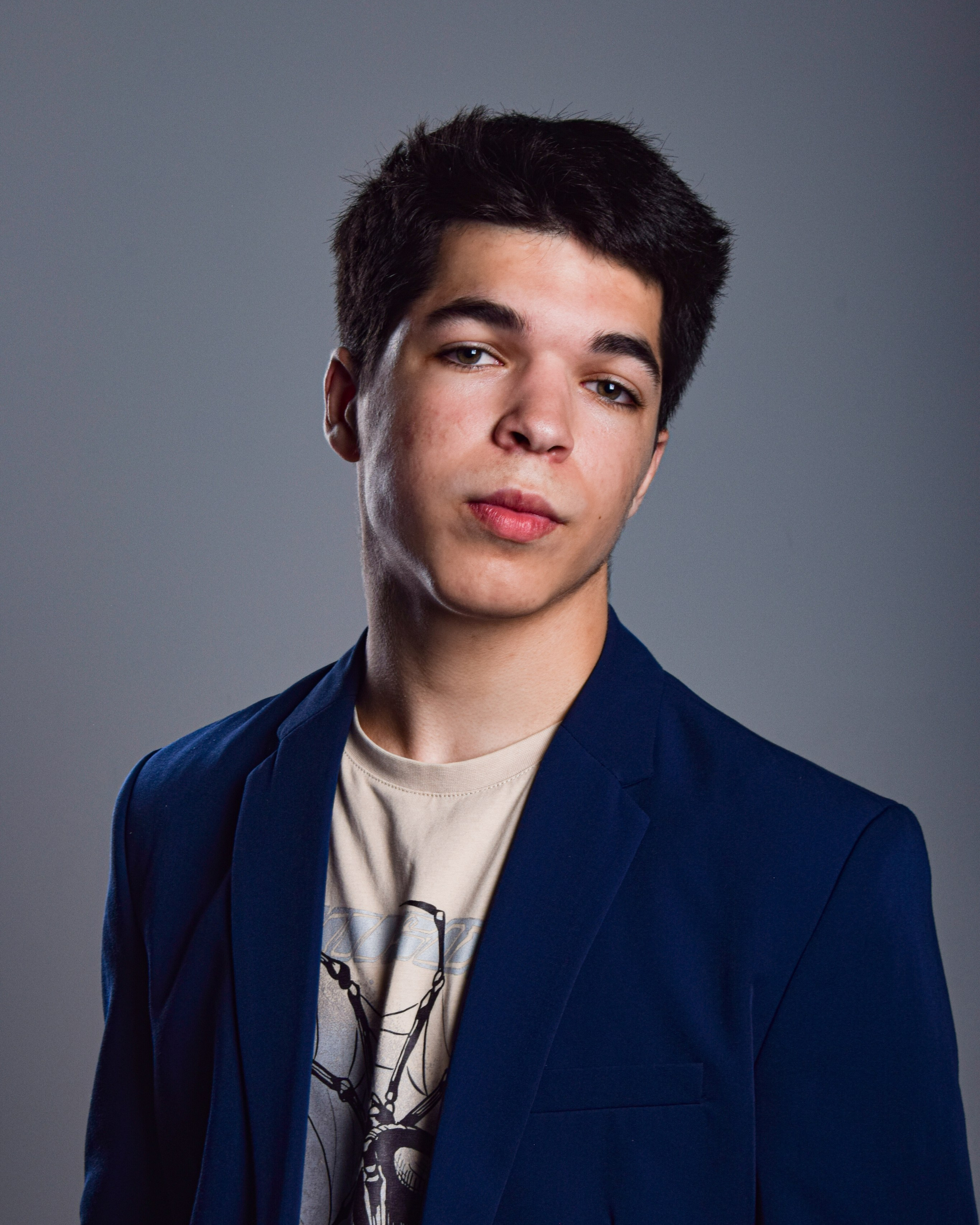 CONTACTS. ASLAN — Индивидуальный фотограф из Питера