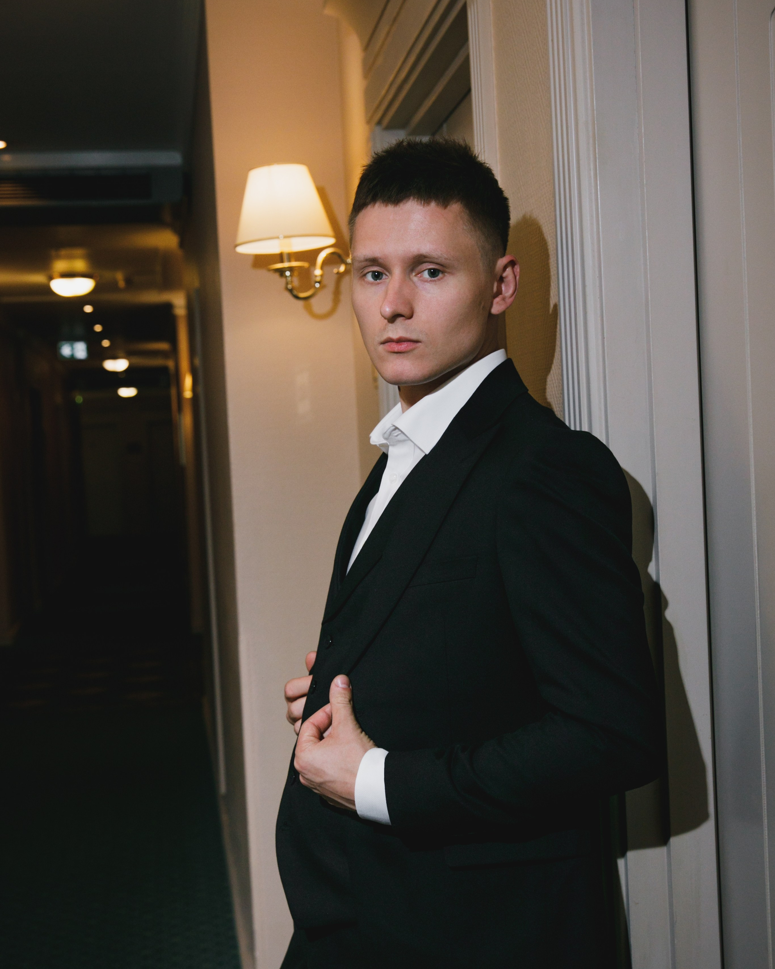 Контакты. Фотограф Москва Шептаев Артём