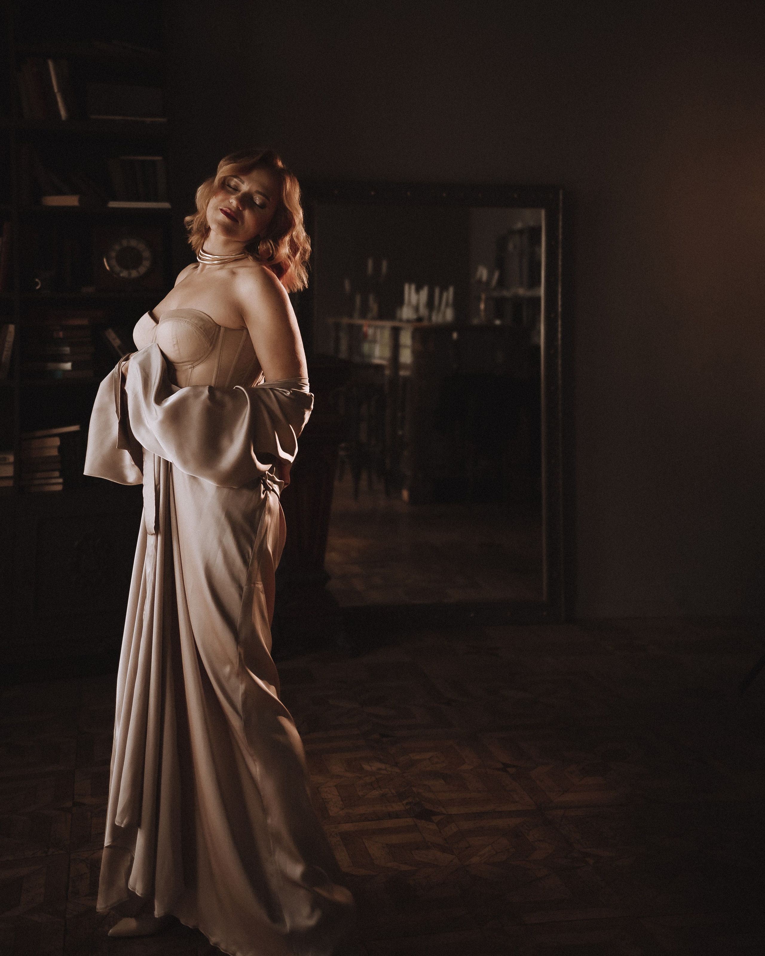 Аренда вещей. Эротическая фотосессия в стилю ню в Москве — заказать ню фотосессию от 19 800 руб!