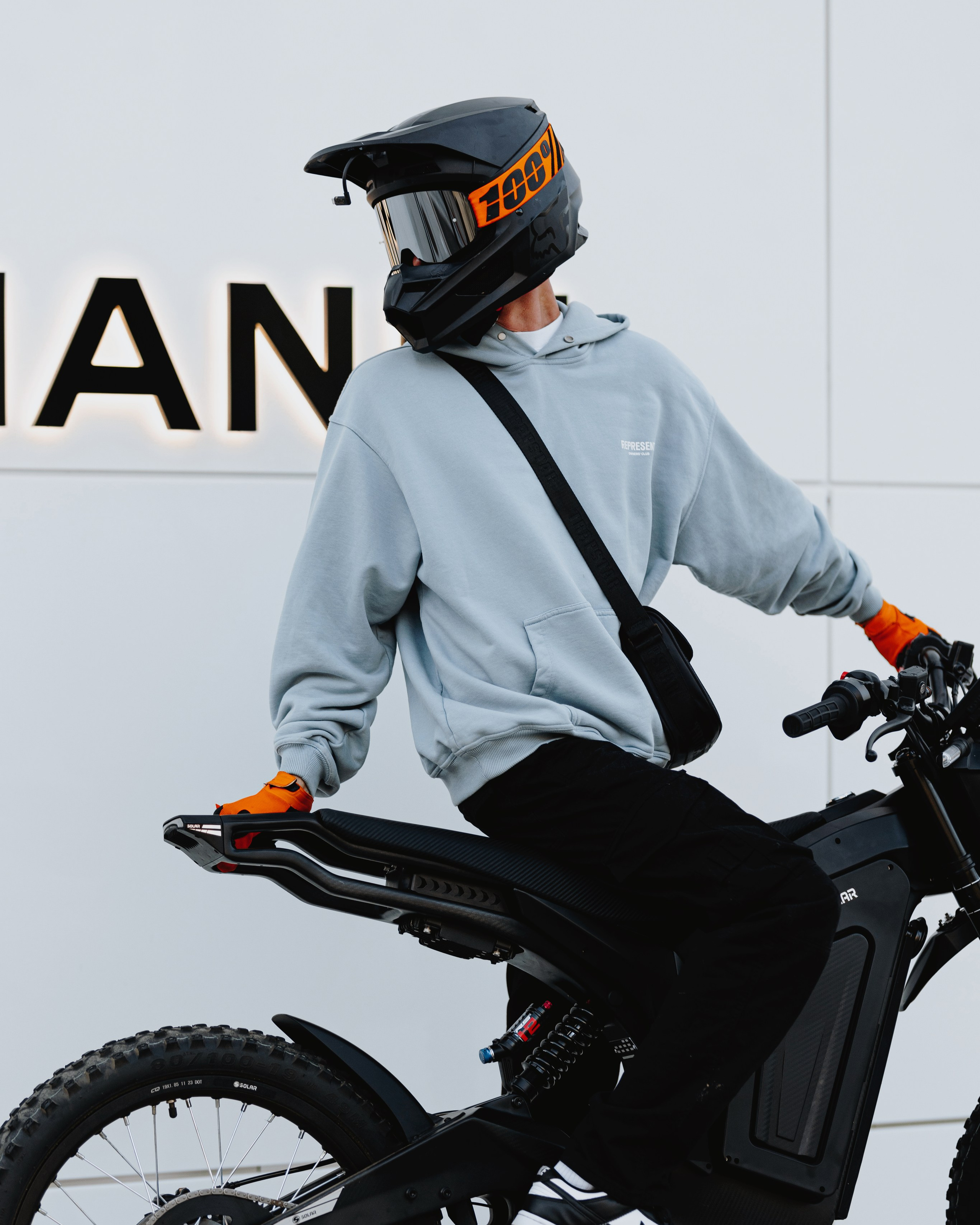 PHOTOSHOOT PACKAGES. Alisavisuals professional photographer in New York City