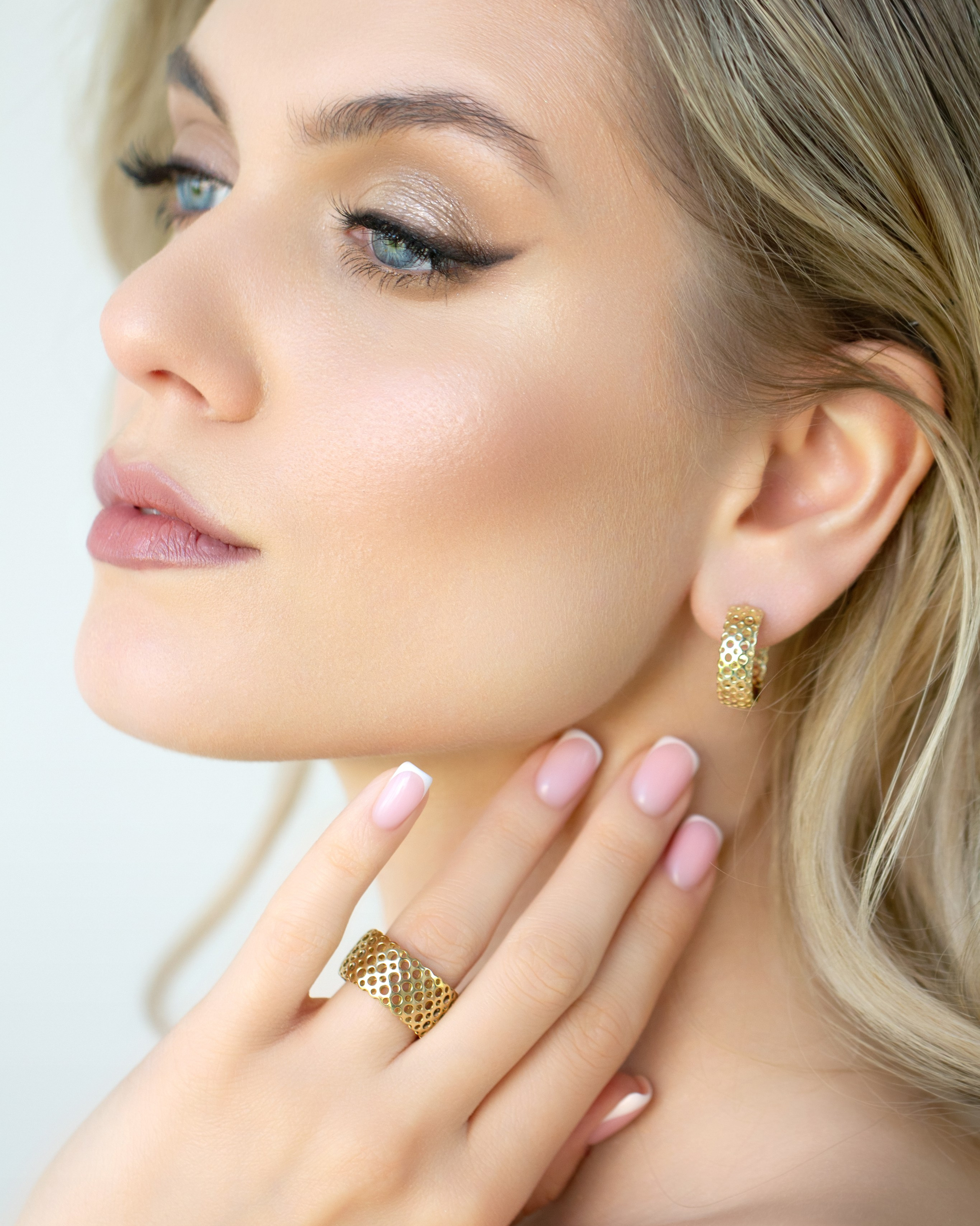 Фотограф ювелирных украшений в Санкт-Петербурге Воробьева Мария