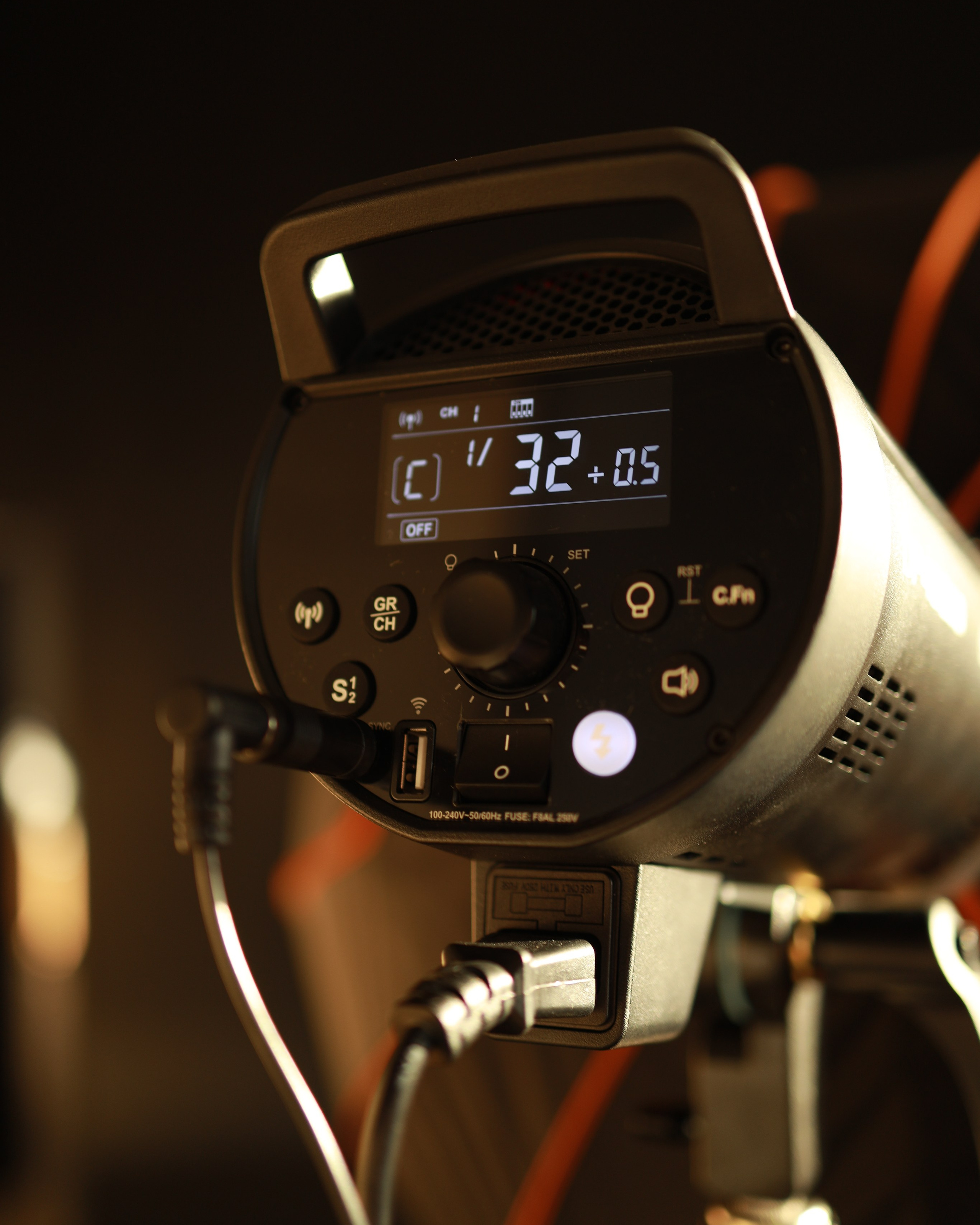 Профессиональное оборудование г. Салават, профессиональное световое оборудование