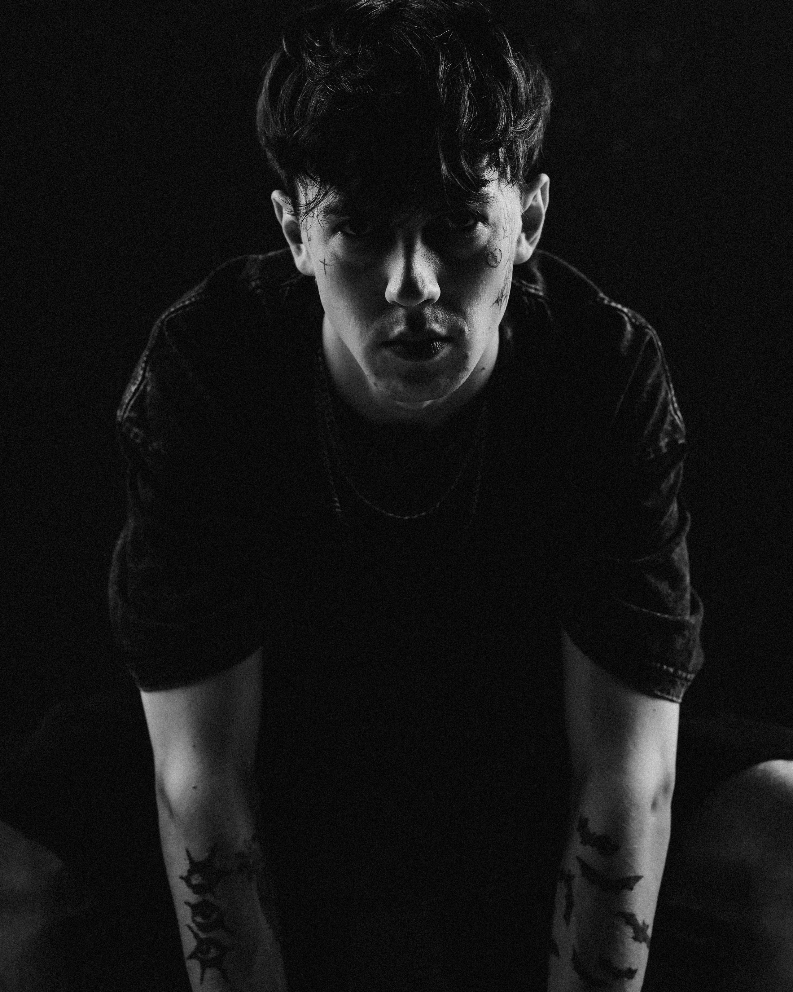 Услуги. Фотограф в Жезказгане. Графический дизайнер