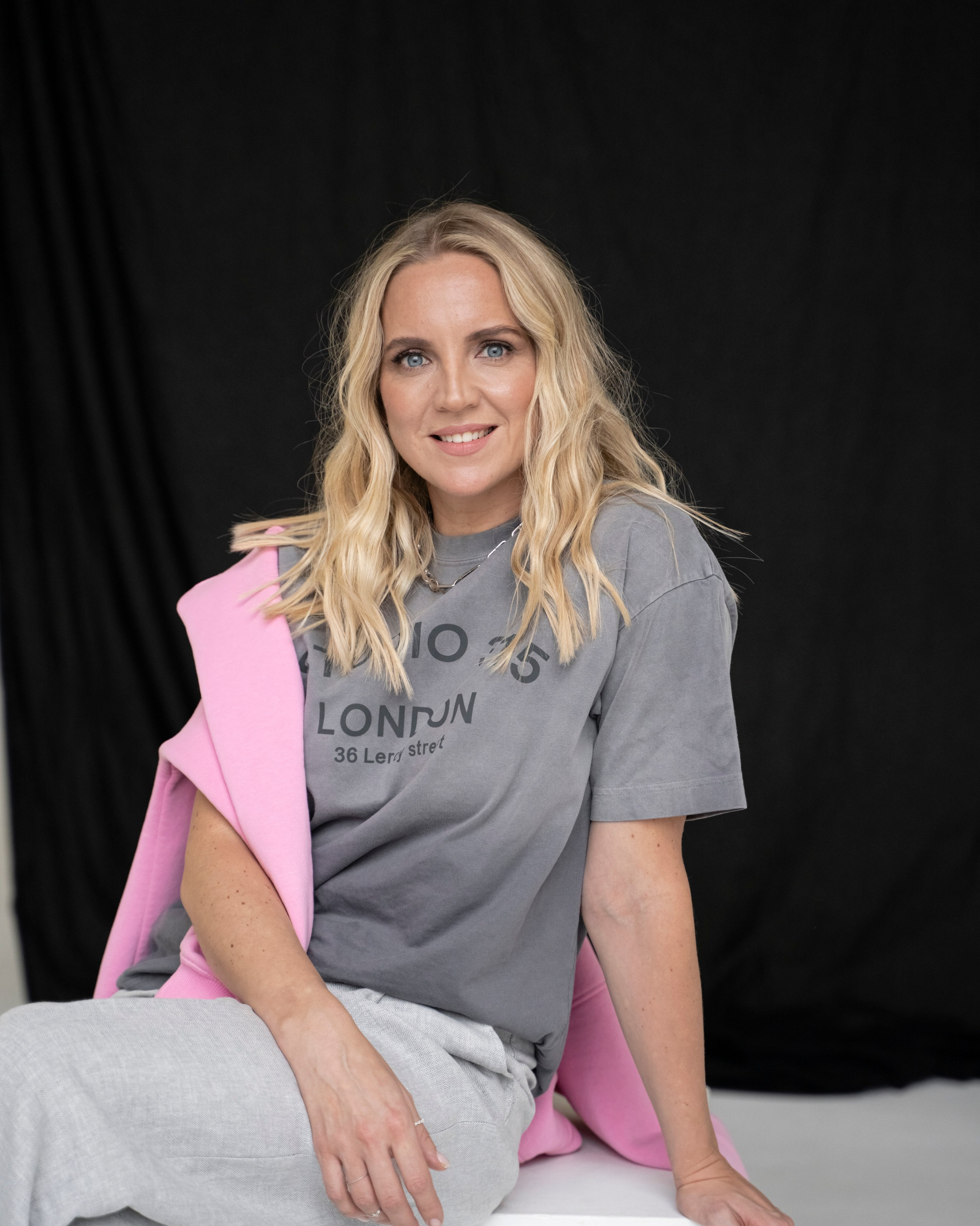 Стилист Ирина Велькина