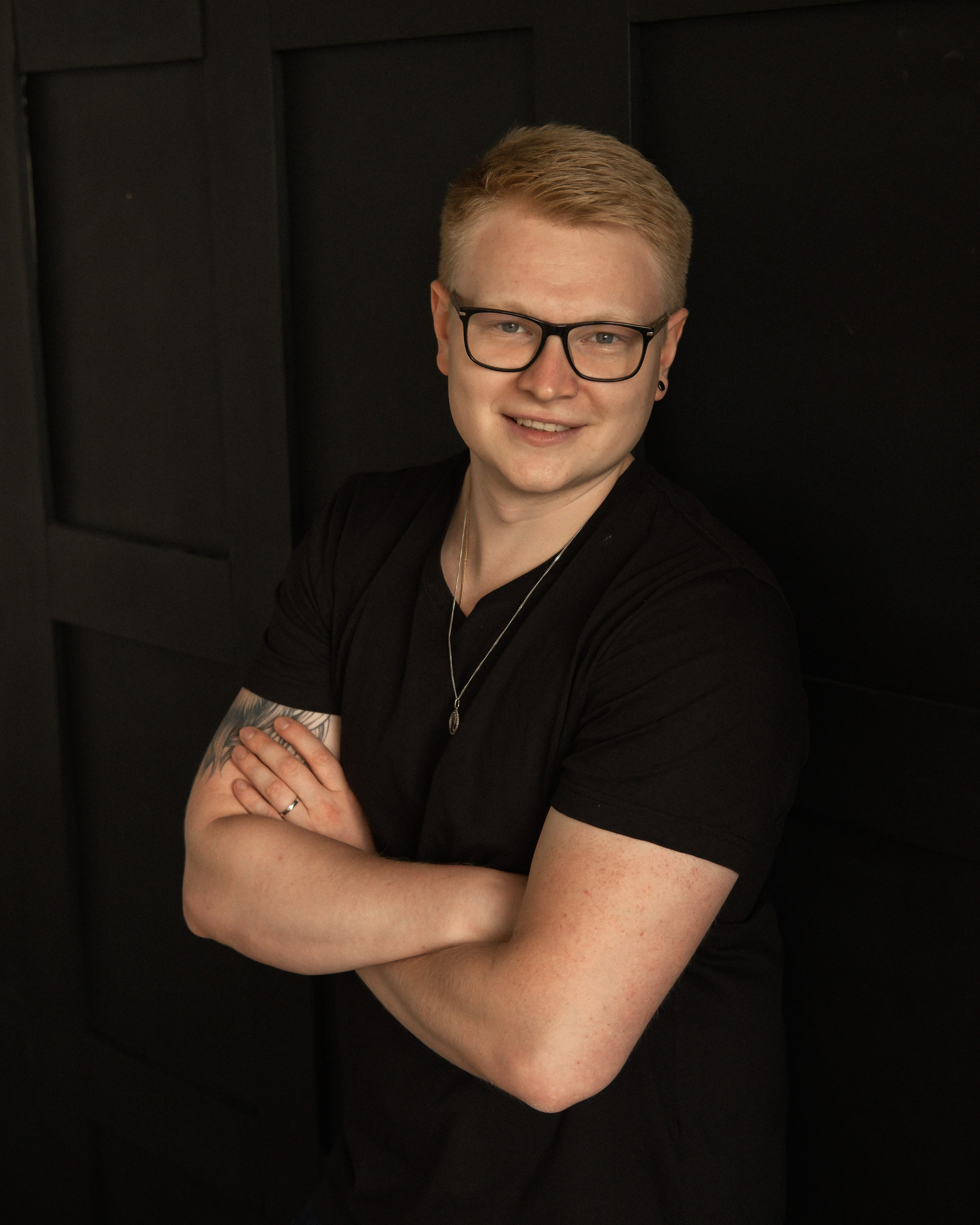 Контакты. GRIFON PHOTO | ПОРТРЕТНЫЙ И КОНТЕНТ ФОТОГРАФ В ИЖЕВСКЕ