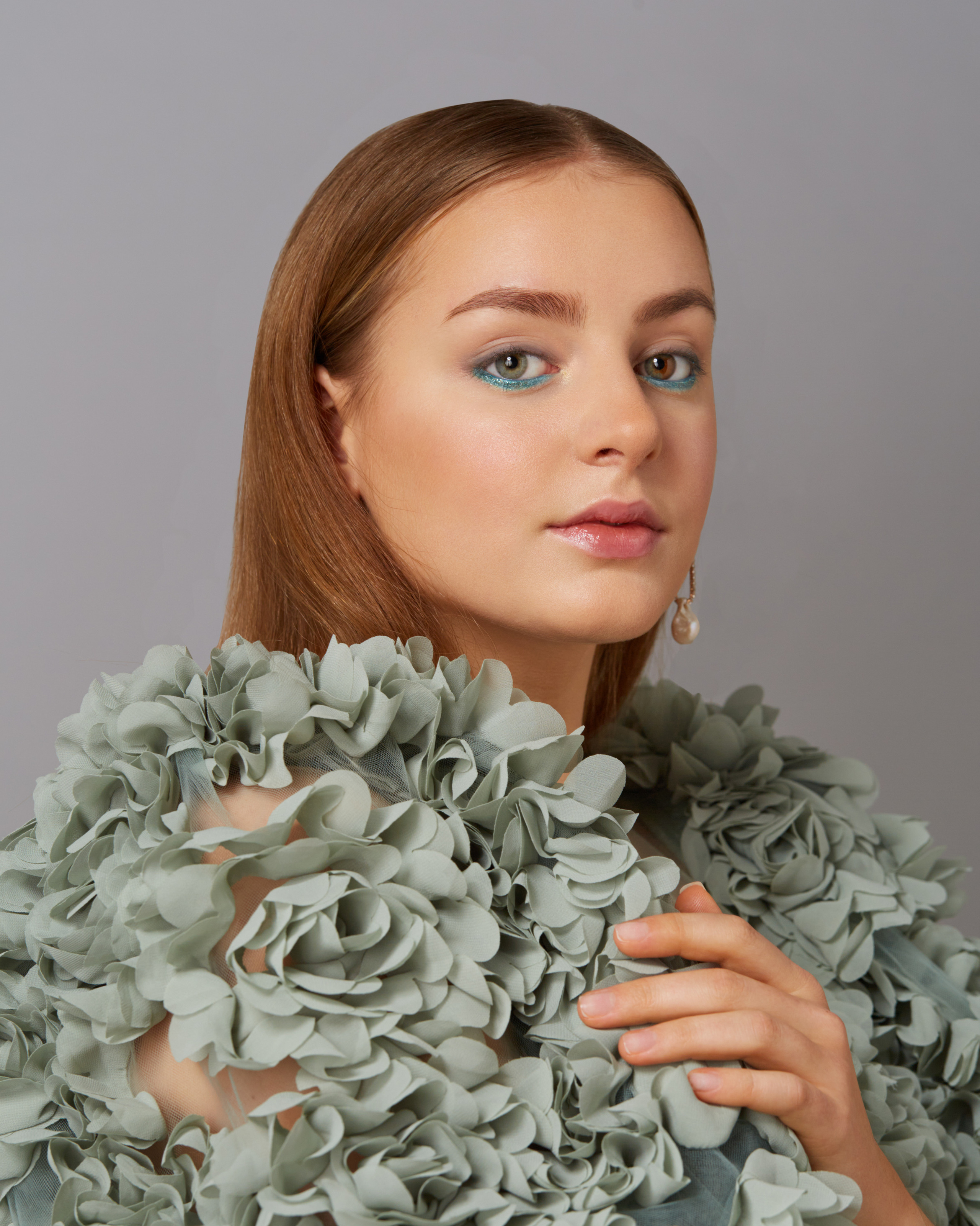 Заказать фотосессию, цены на услуги фотографа. Коммерческий фешн и бьюти фотограф в Москве Березина Анна