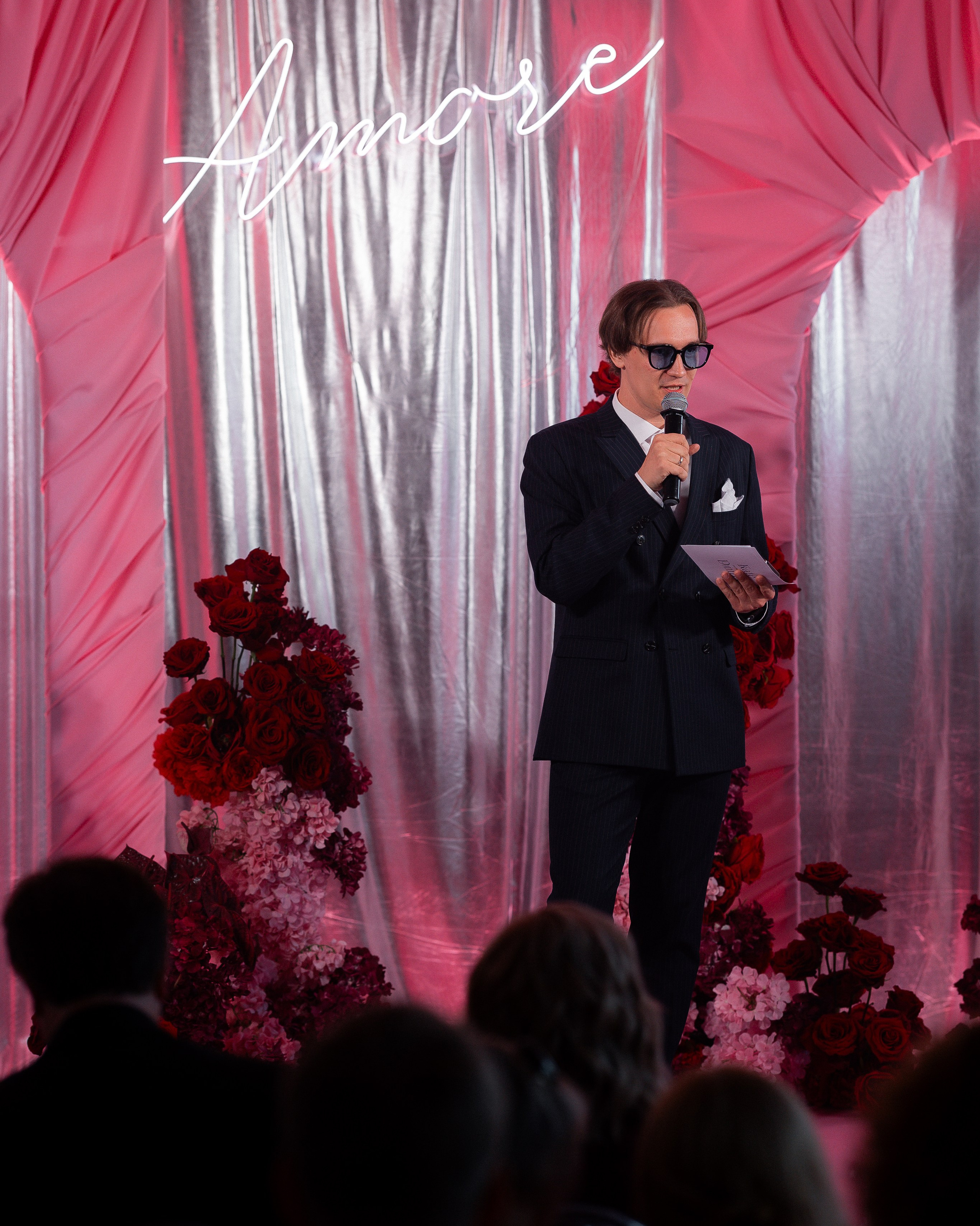 Услуги и цены. Ведущий Виктор Полевиков