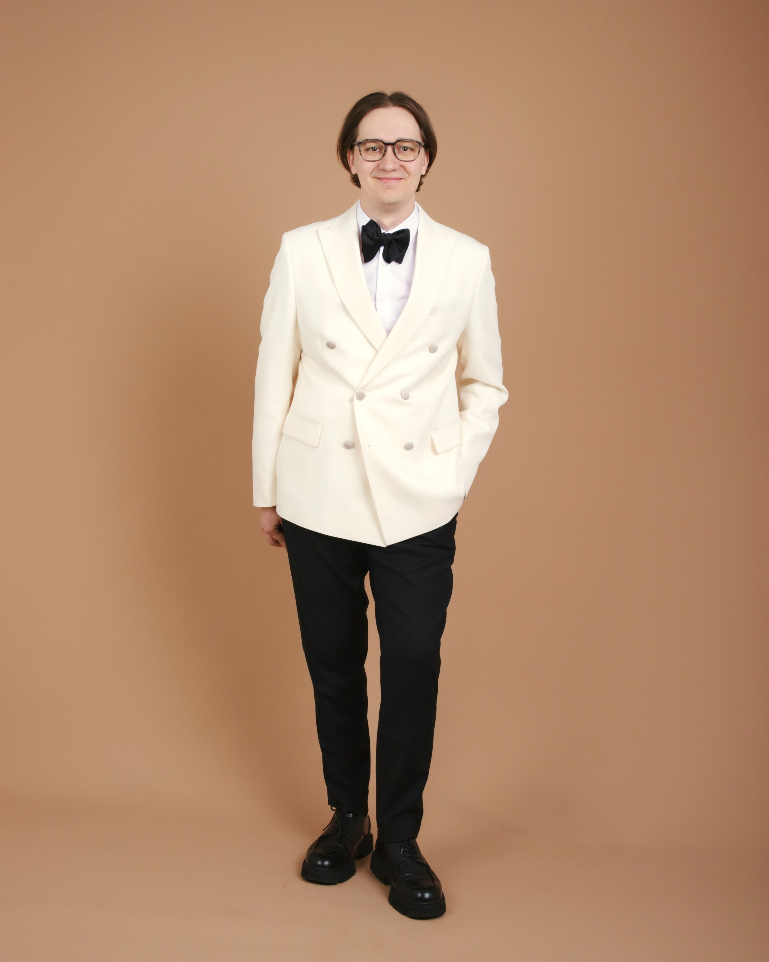 Услуги и цены. Ведущий Виктор Полевиков