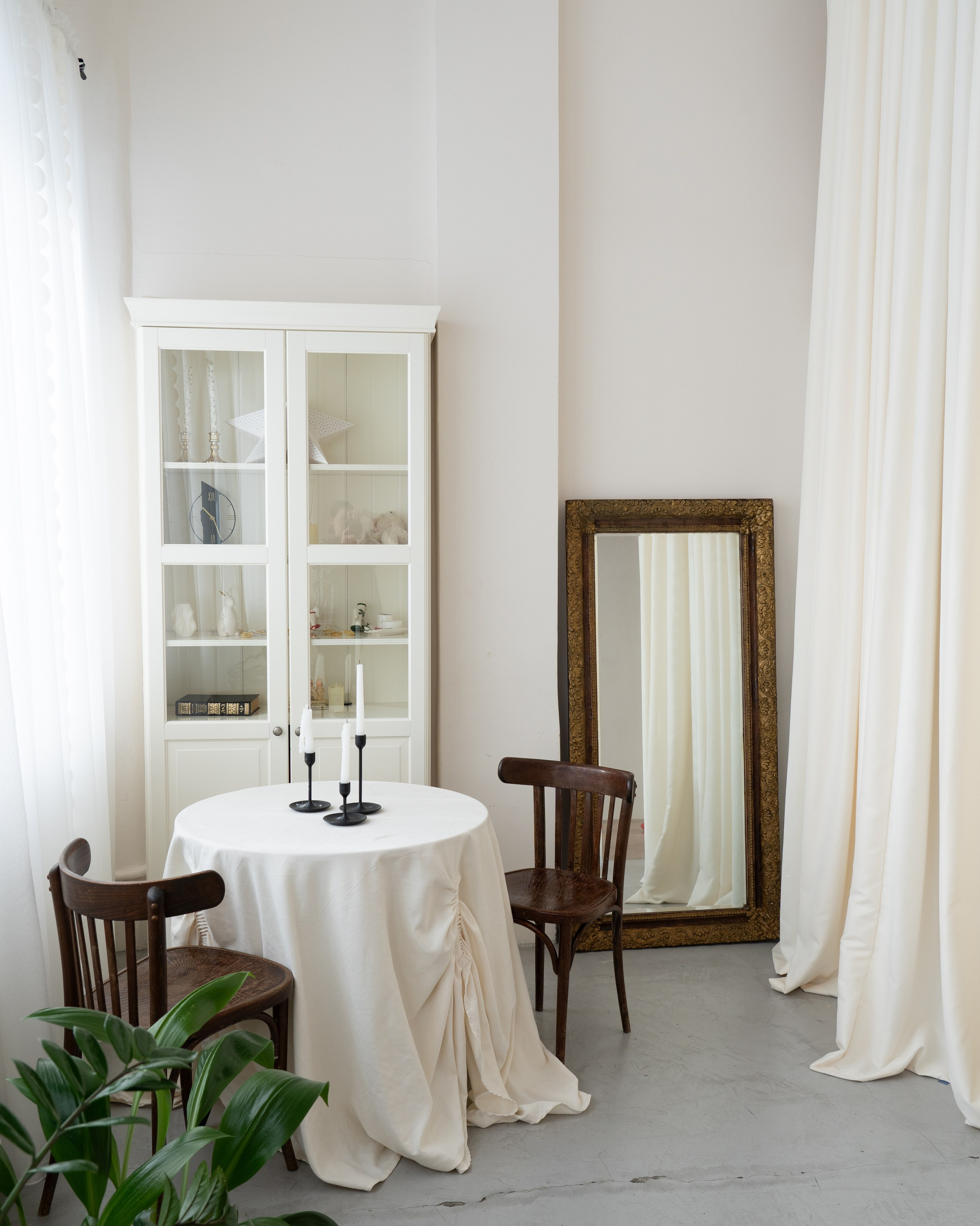 Услуги. Фотостудия Kstaty Kisel в городе Выкса. Студия с зеркалом и циклорамой