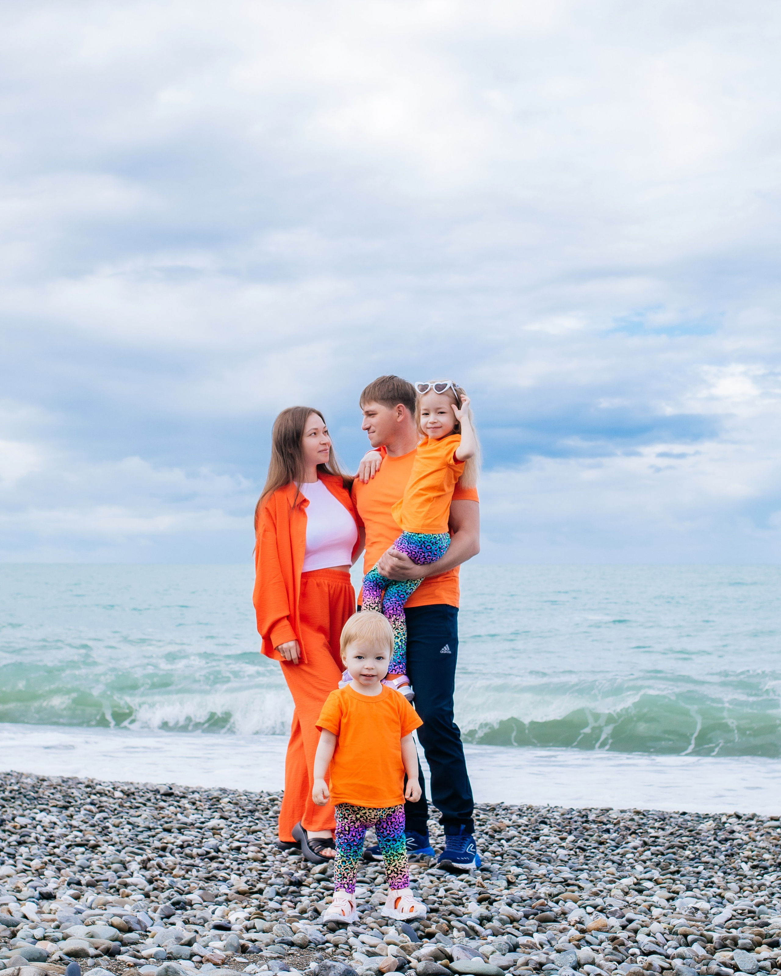 Семейная фотосессия на море в Адлере. Фотограф Сочи Адлер. Солькаева Анастасия