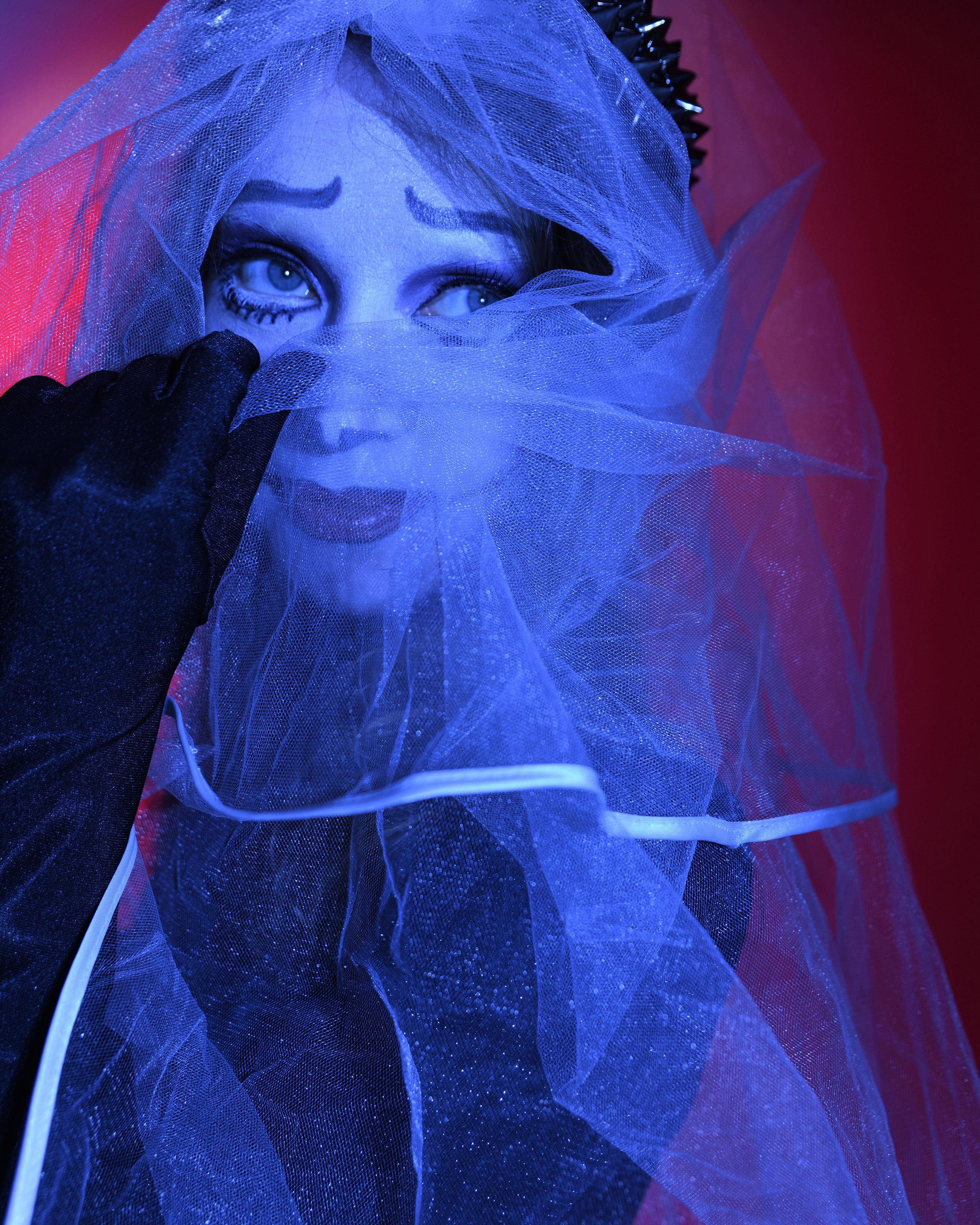 THE RUNAWAY BRIDE. Yulia Yurchevskaya | Art Director & Visual Visionary