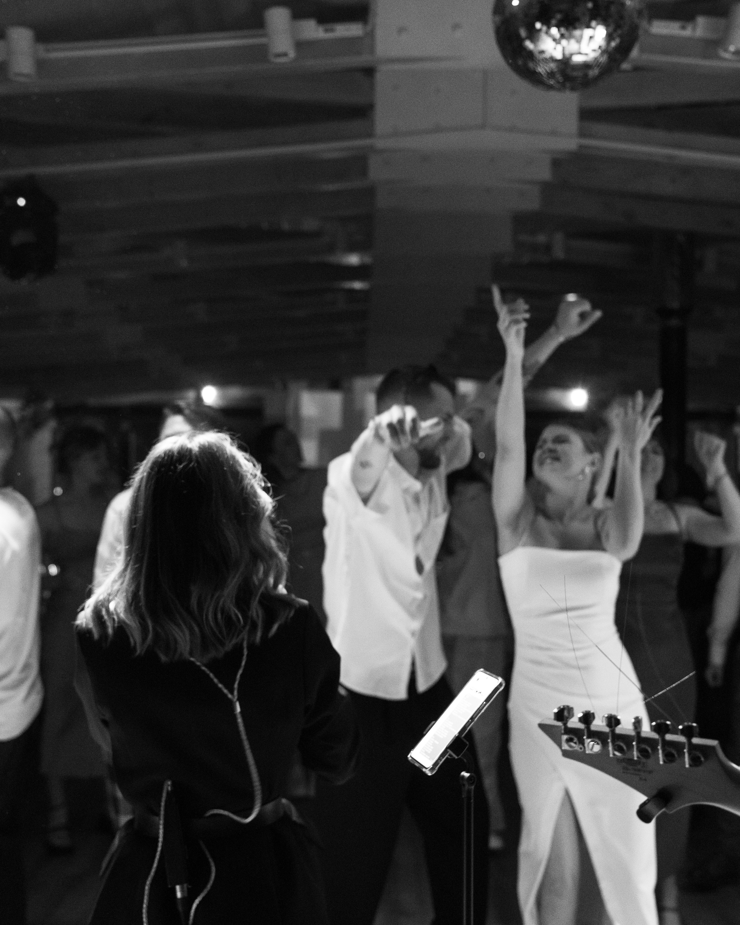 Услуги. Я Ира и я фотографирую свадьбы более 10 лет