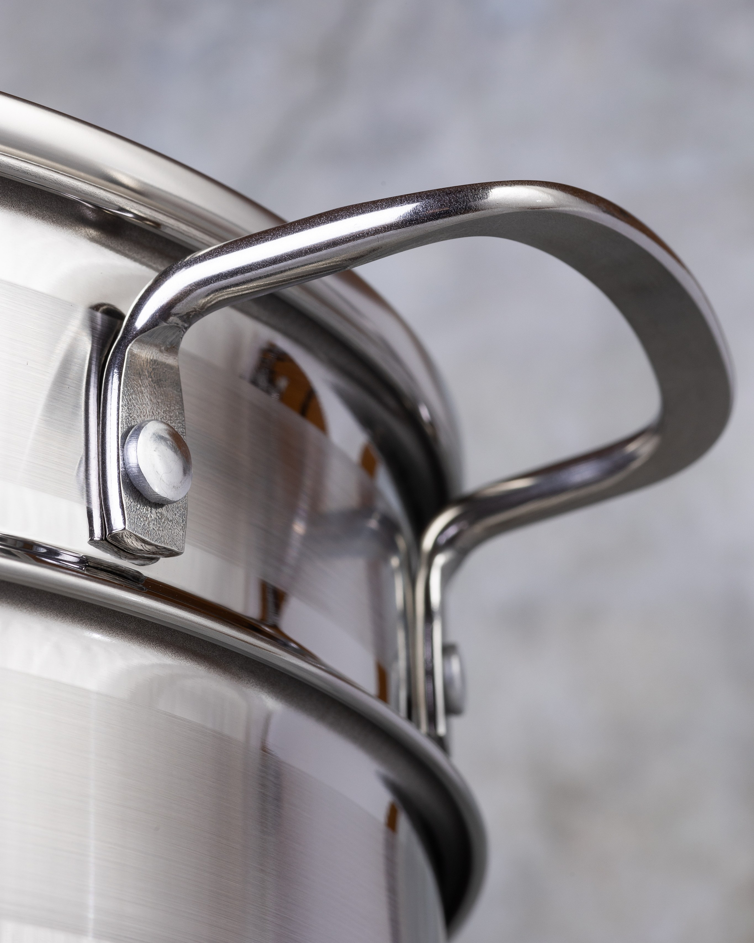 Макрокадр ручки пароварки kukmara