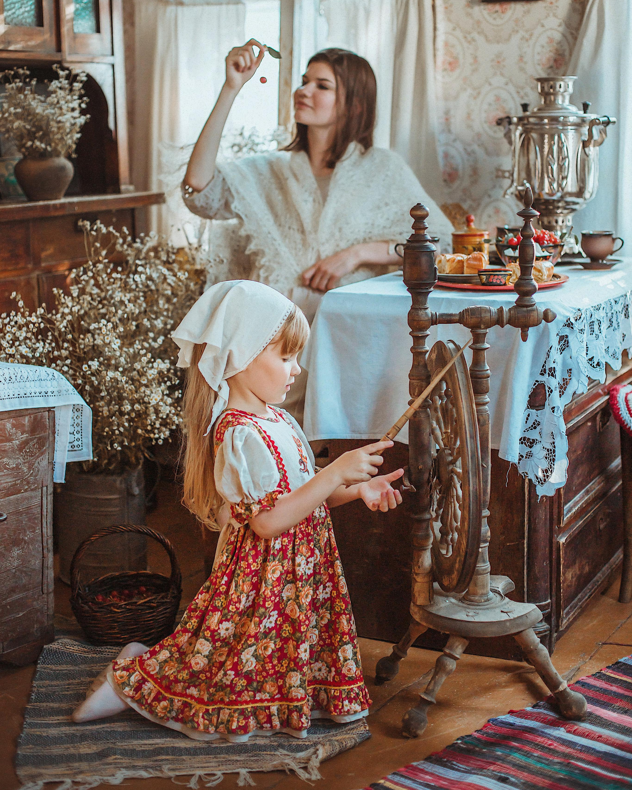 Семейная фотосессия, фотосессия в деревне, деревенский дом, чаепитие. Профессиональный фотограф, фотохудожник, видеограф из Москвы