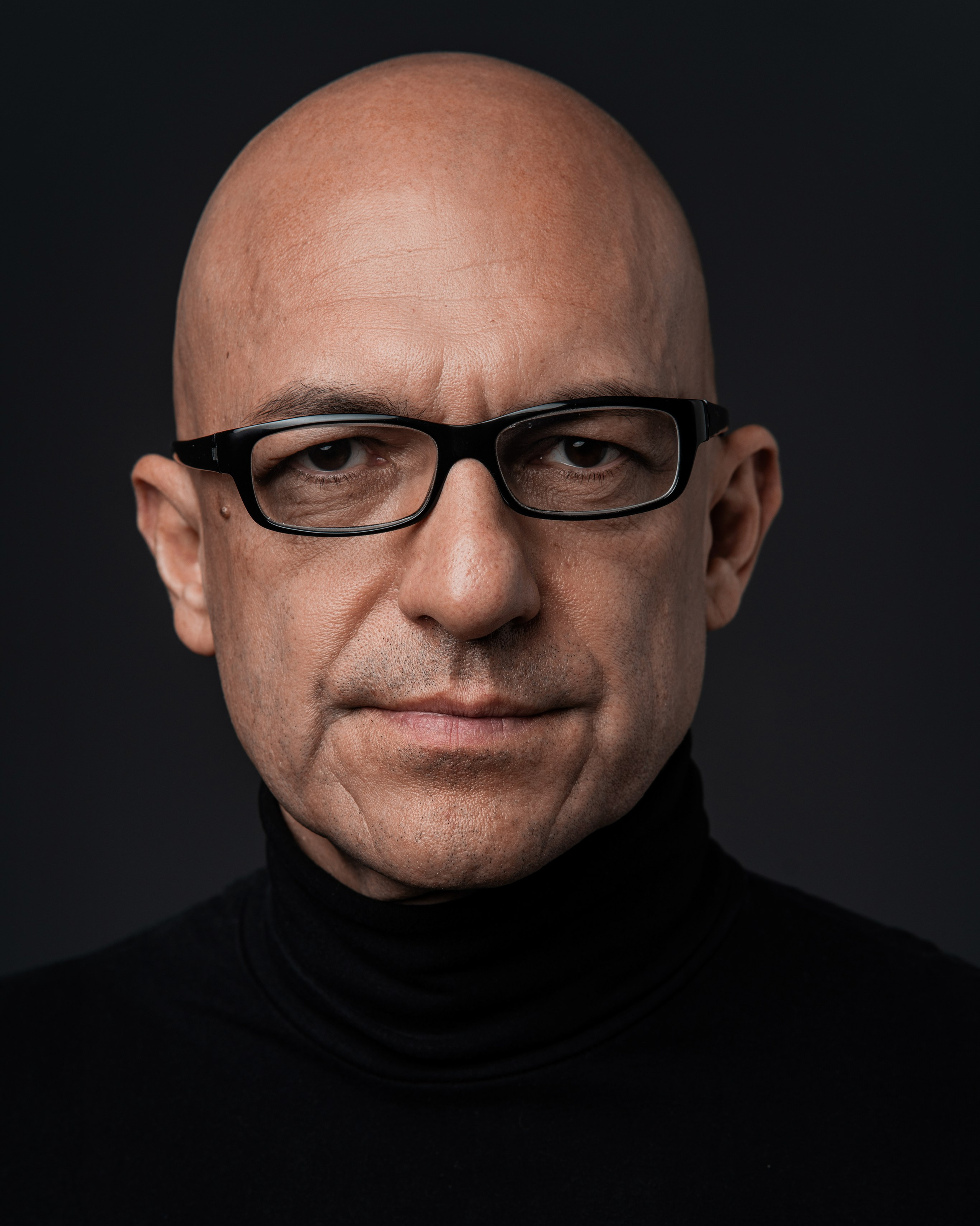 Кейсы бизнес портрет. Портретный фотограф Москва, ОАЭ, Олег Кошмаров