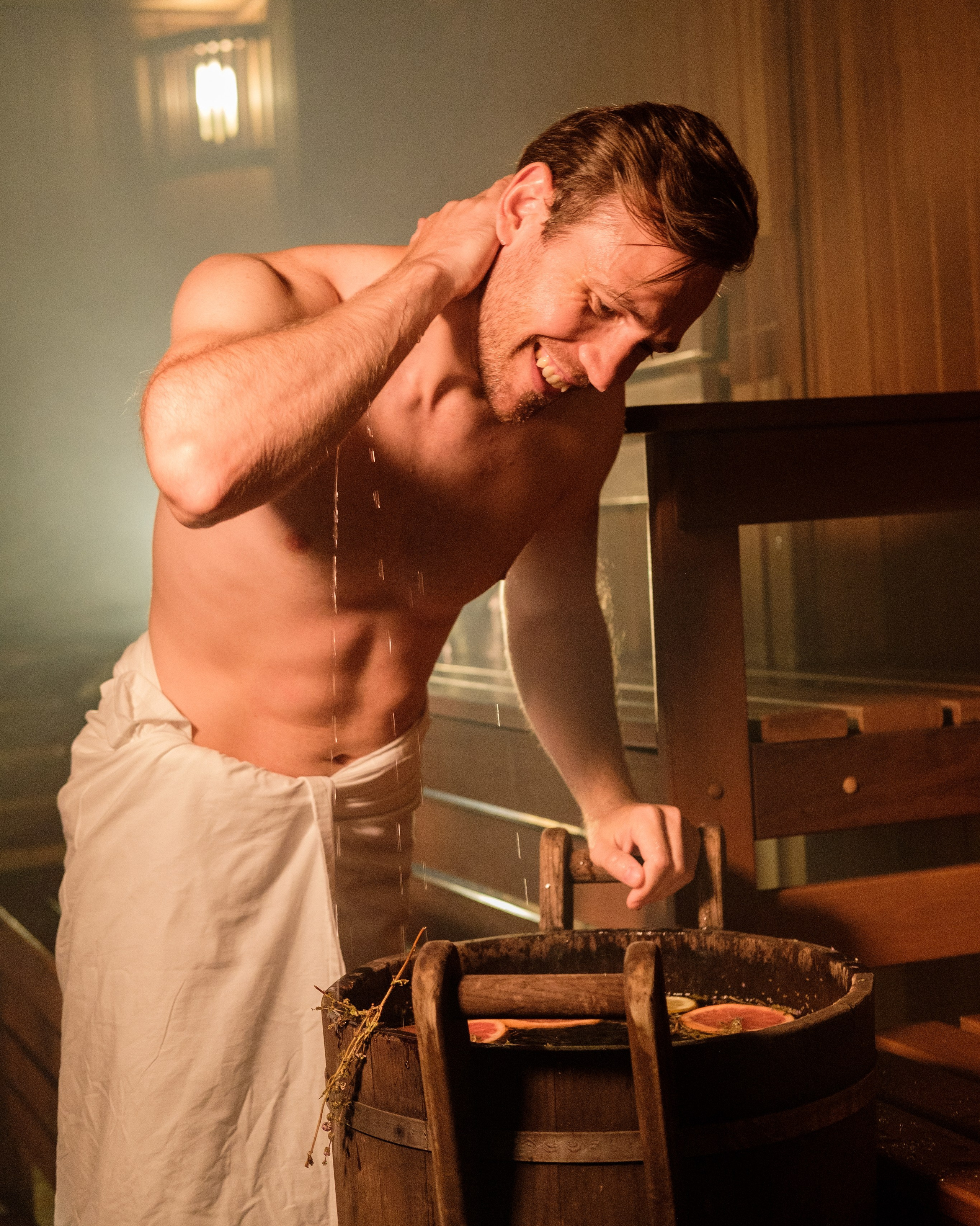 Секреты съемки СПА центров и бассейнов в Петербурге