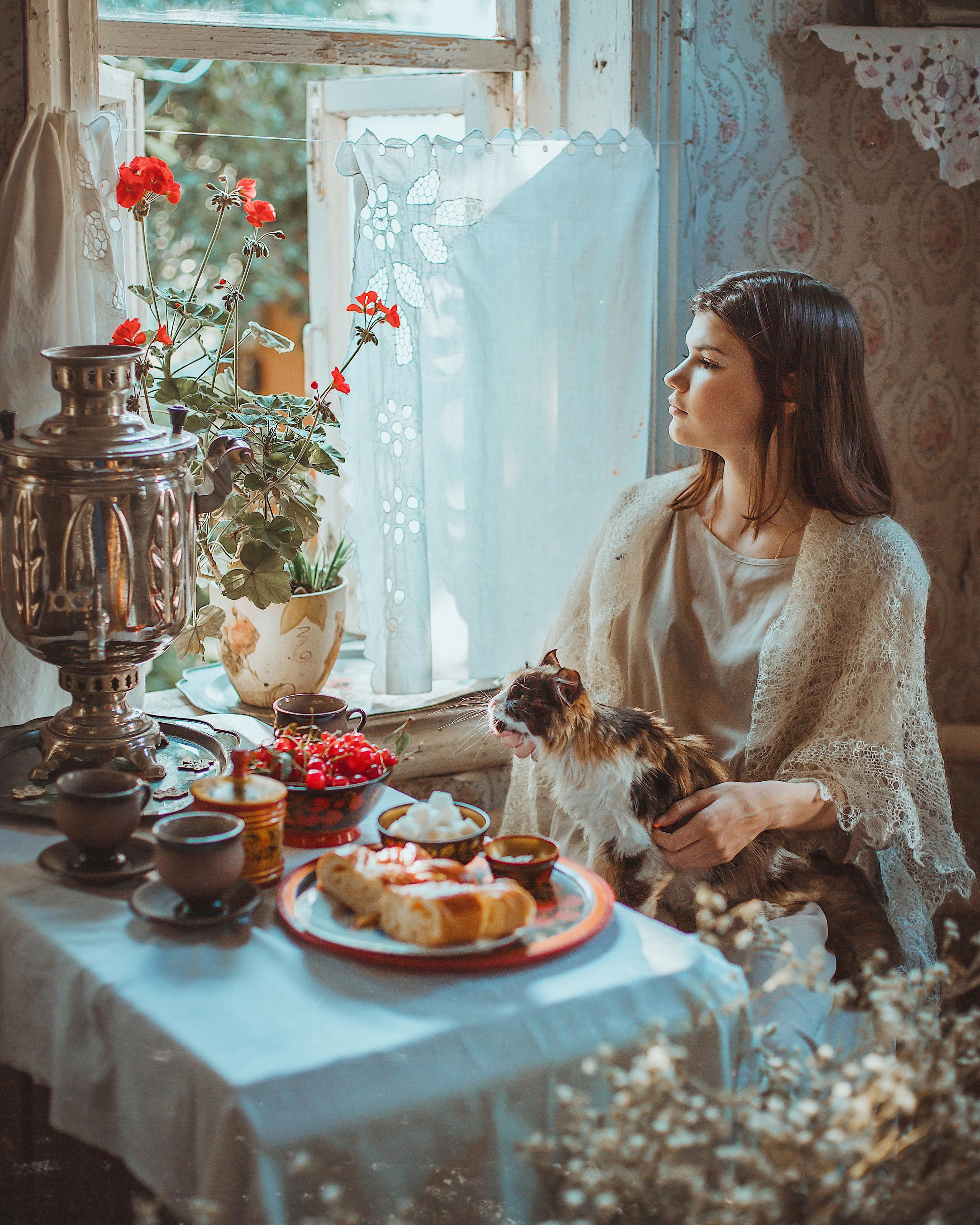 Семейная фотосессия, фотосессия в деревне, деревенский дом, чаепитие. Профессиональный фотограф, фотохудожник, видеограф из Москвы