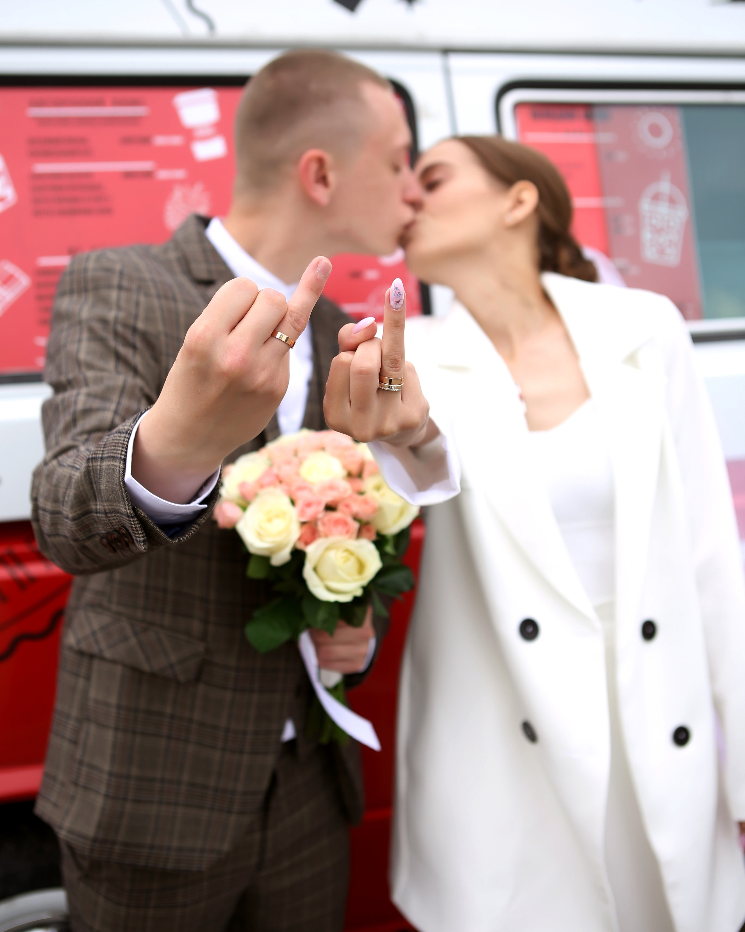 Прайс услуг. Свадебный и предметный фотограф Ренат Каламперов