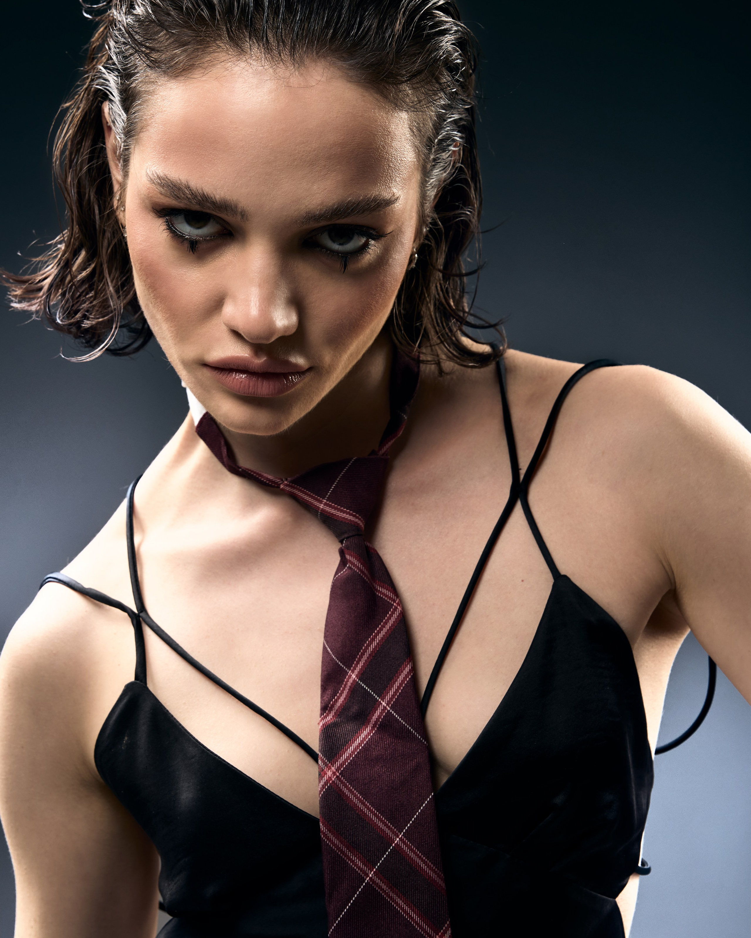 Mona — Fashion & Documentary photographer