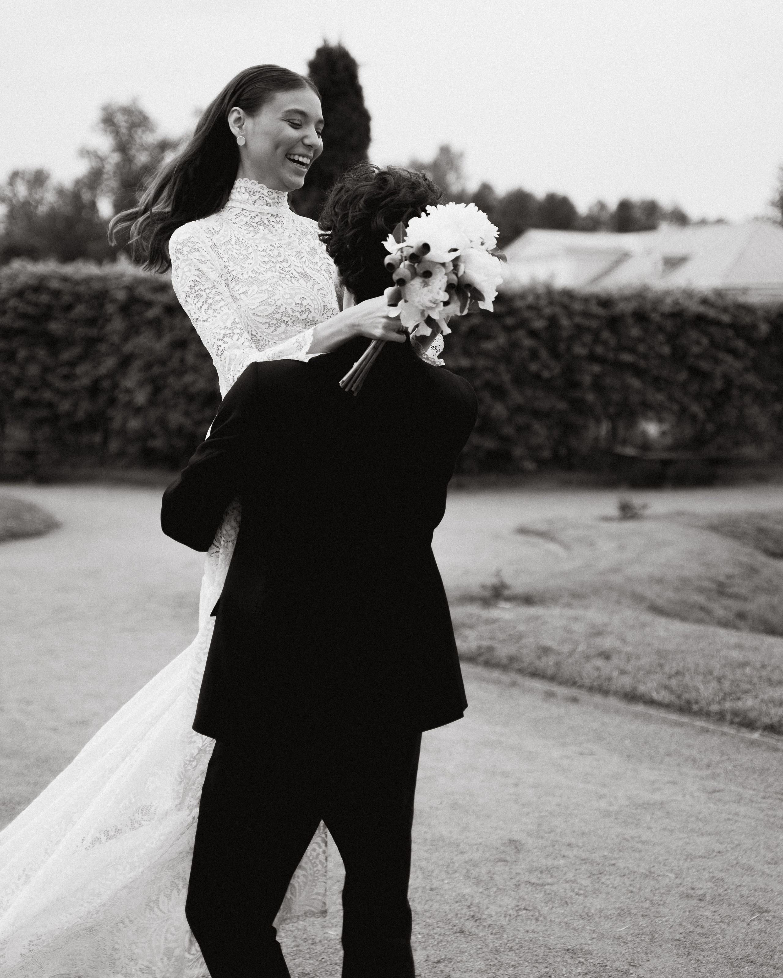 Стоимость услуг 2025-2026. Свадебный Фотограф в Майкопе Полина Махонина