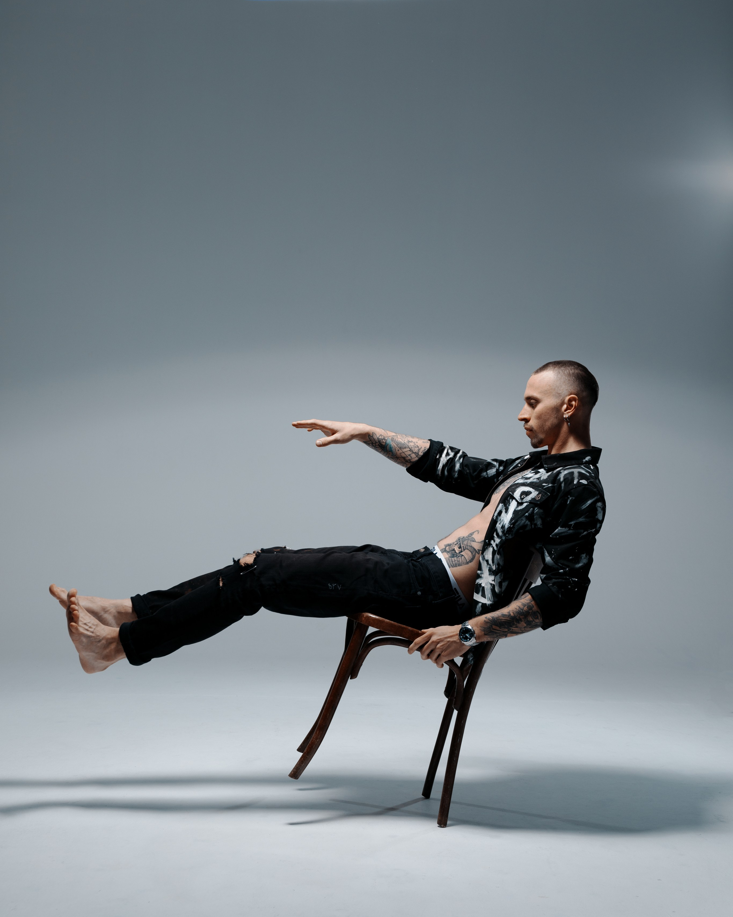 Vlad Brv contacts. Портретный фотограф Владислав Буров