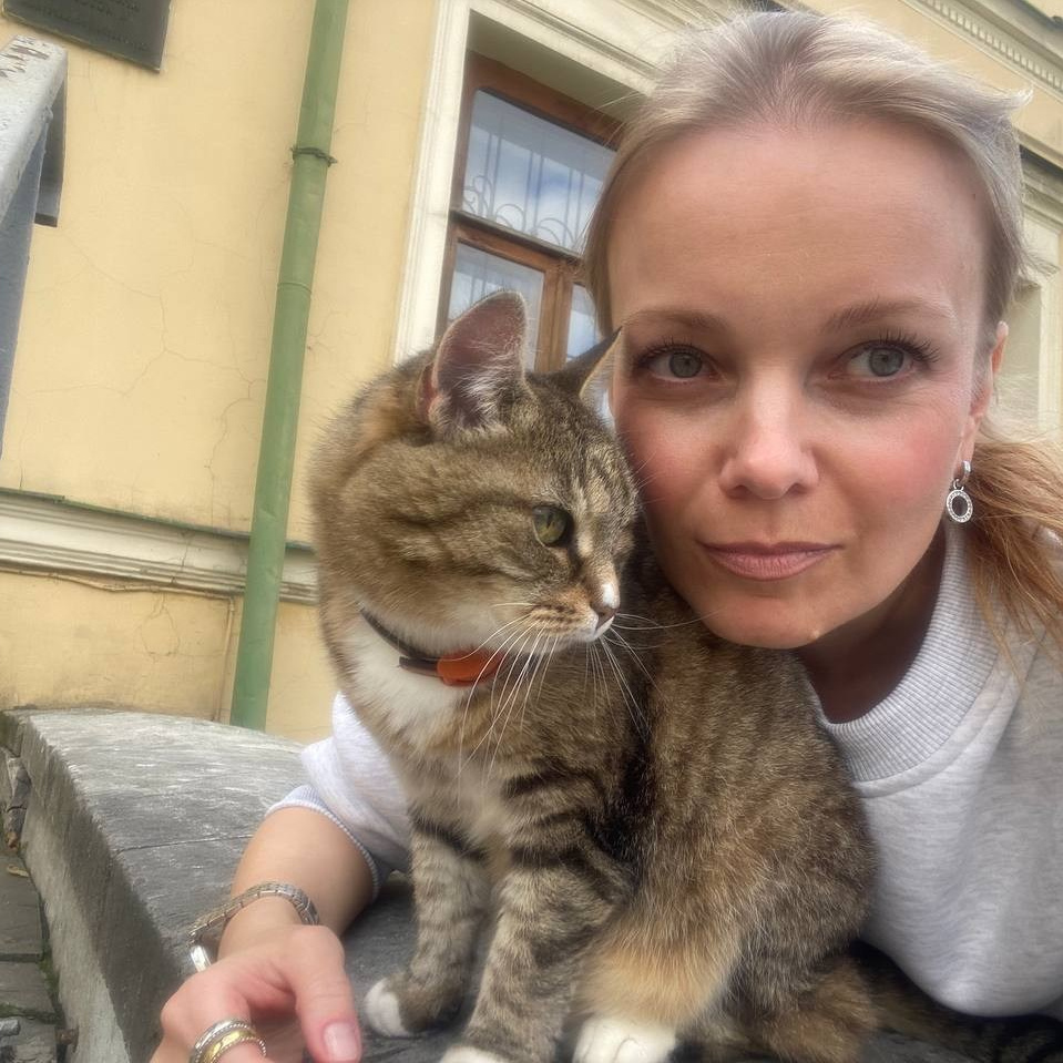 Контакты. Семейный фотограф в Москве Екатерина Денисенко | Фотосессии без постановки дома и в студии