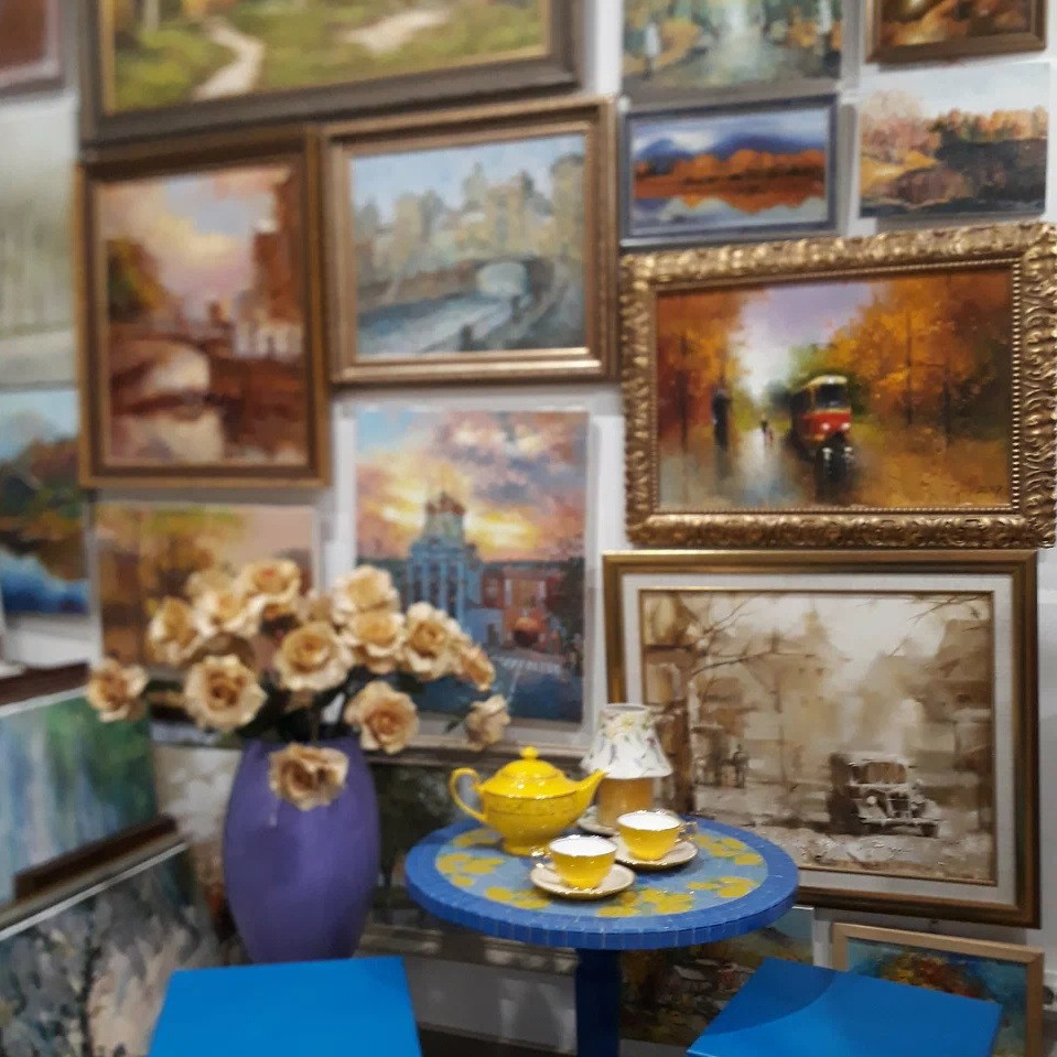 Контакты. Artrostragallery.ru