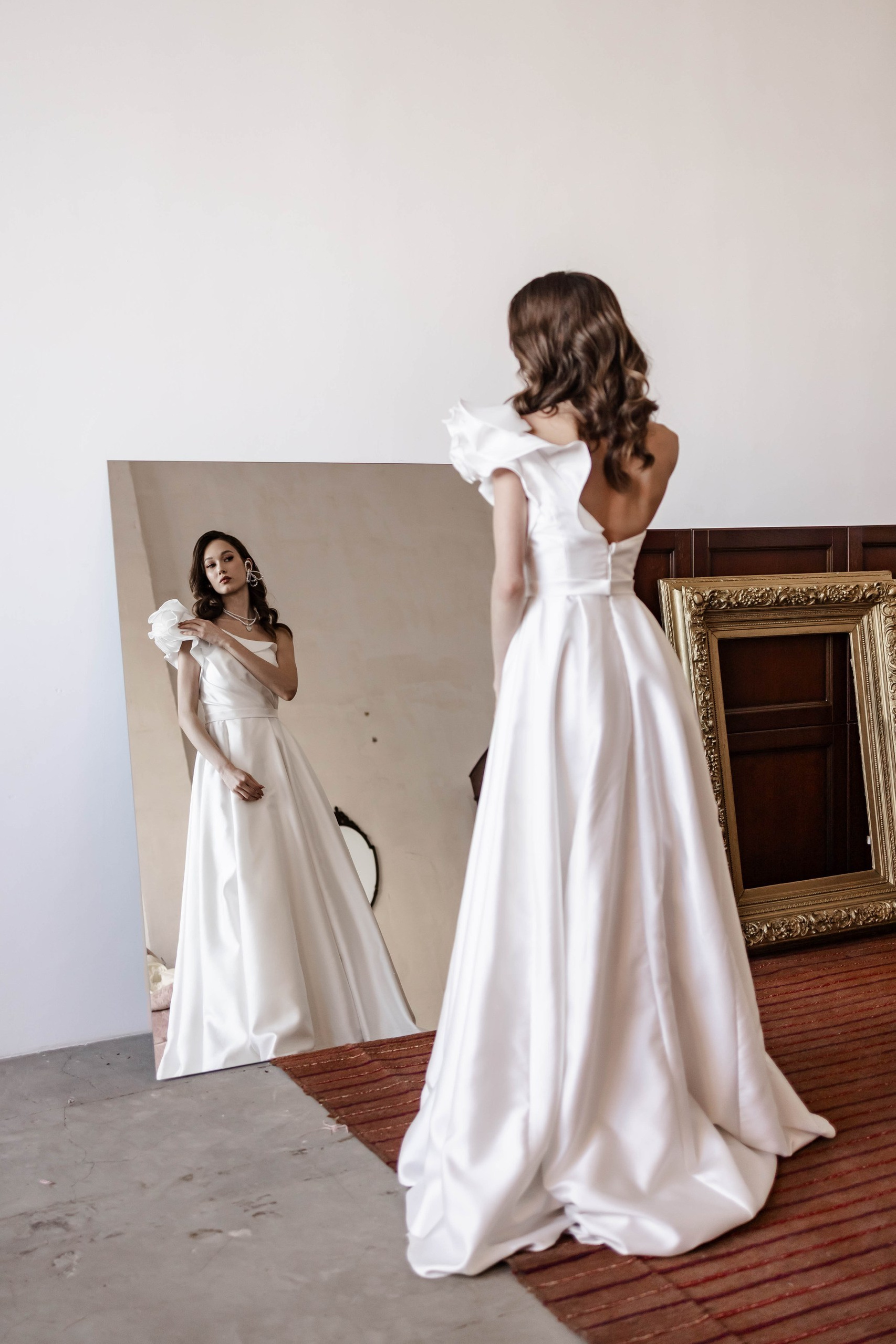 «А» силуэт. Свадебный салон Саратов — Charmante