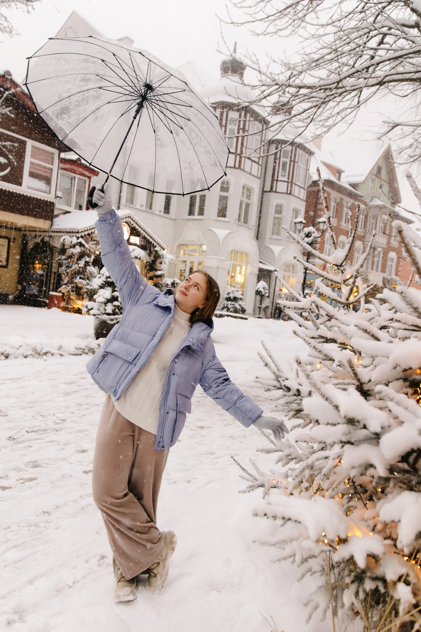 Индивидуальная фотосессия в формате фотопрогулки в зимнем Зеленоградске в компании фотограф Зеленоградск