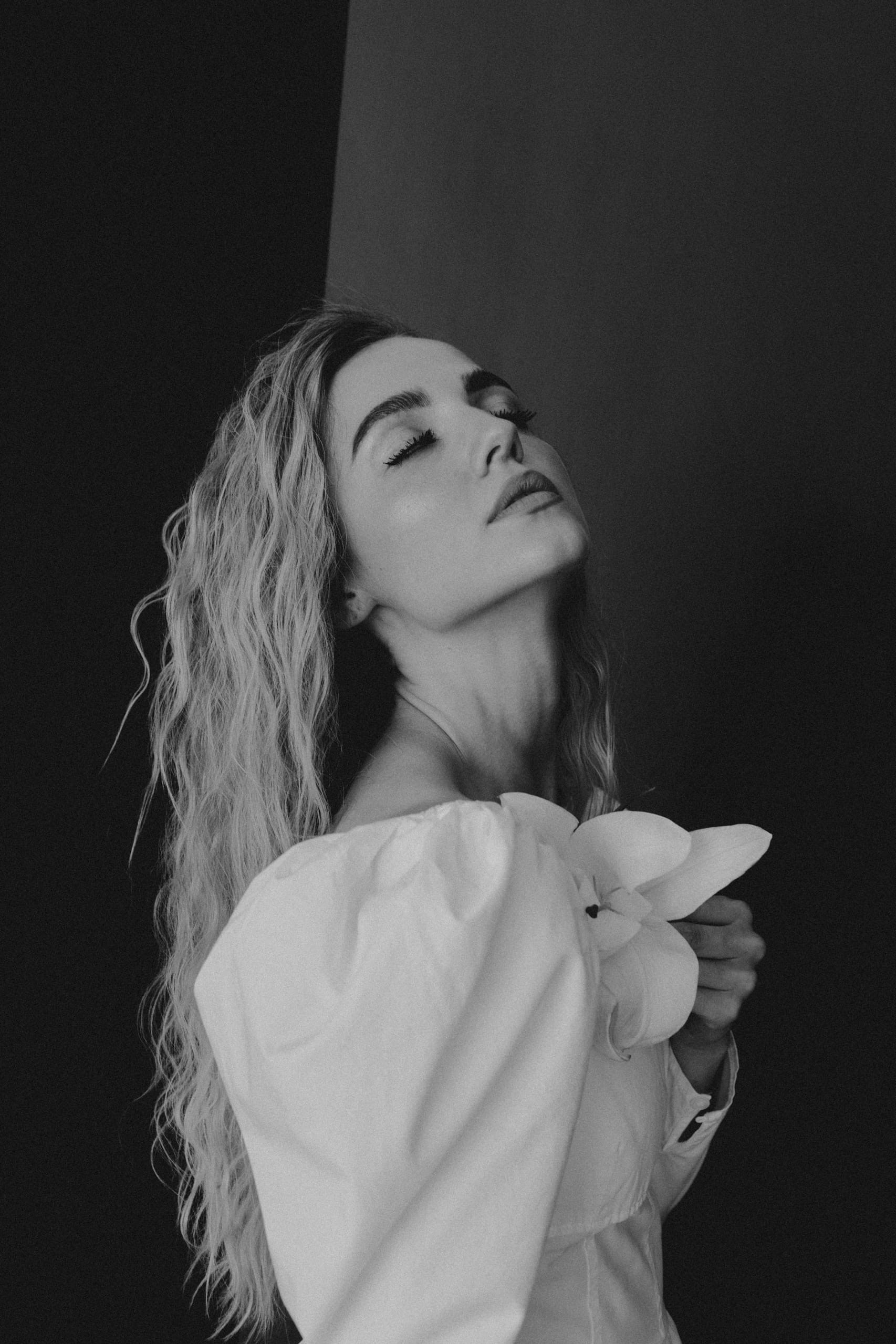 Услуги  - фотограф Крым /  женская съёмка — Ялта и Крым. Фотограф в Крыму - женские портреты / Кристина Коршунова