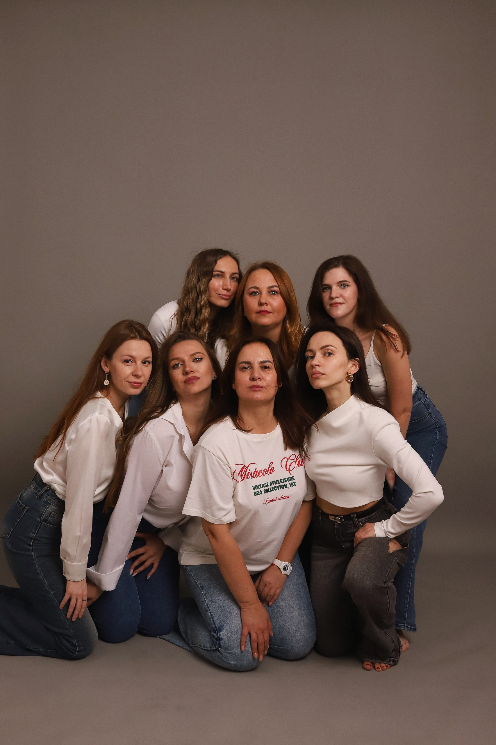 Серый фон. Снимочная — фотостудия без фотографа