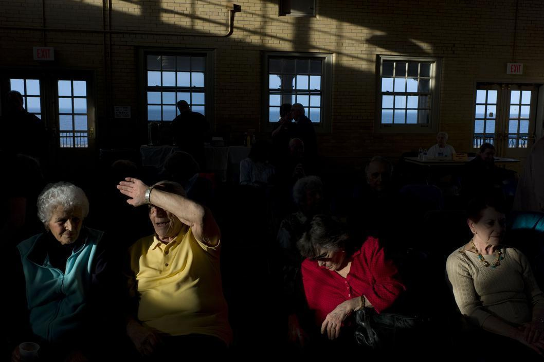 Фотограф для выпускного альбома 4,9,11 классов в Ростове-на-Дону. Выпускные альбомы, фотограф Денис Зимин в городе Ростове-на-Дону