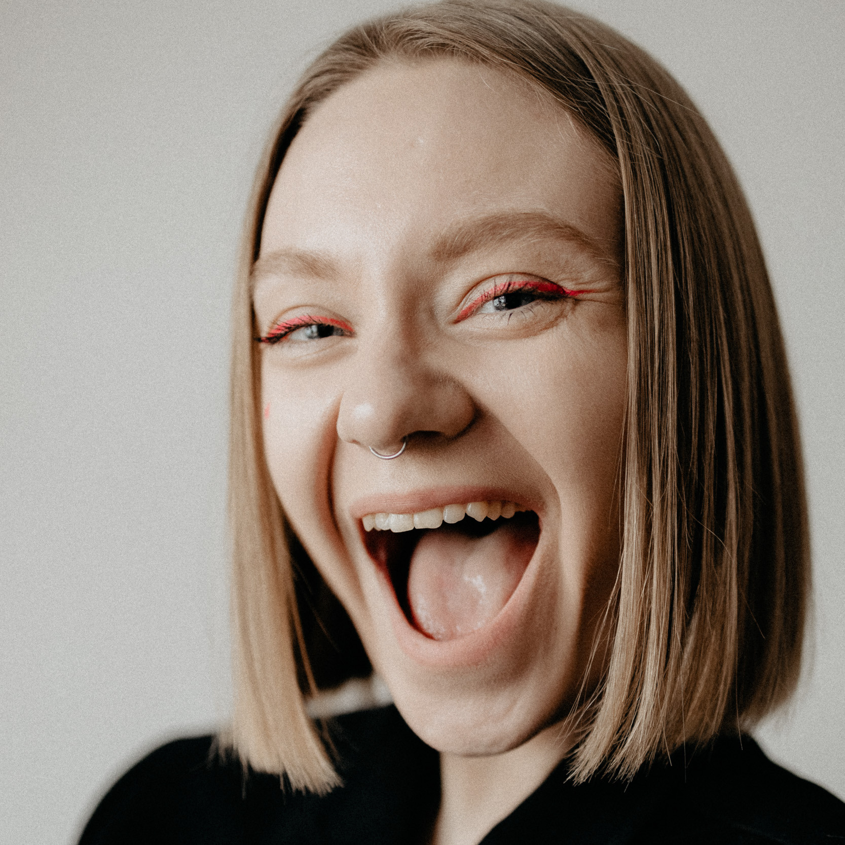 Контакты. Фотограф Анна Велёнда