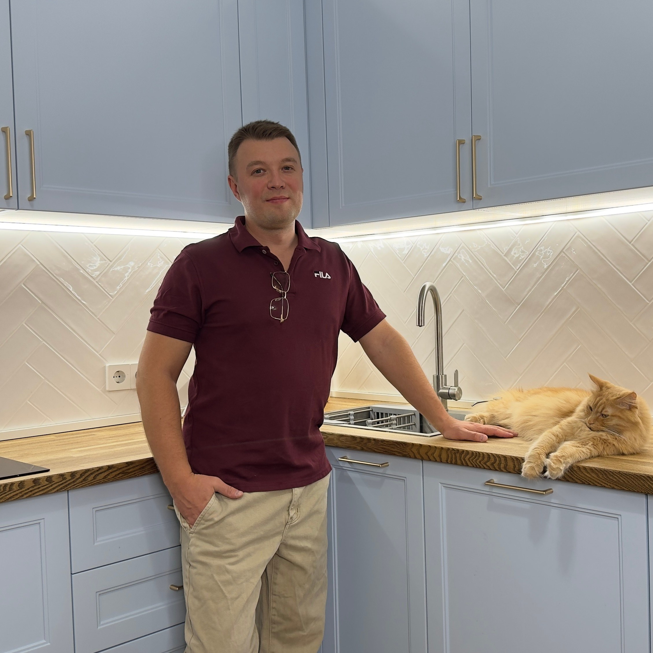 Контакты. Мебельное ателье РАУМАН