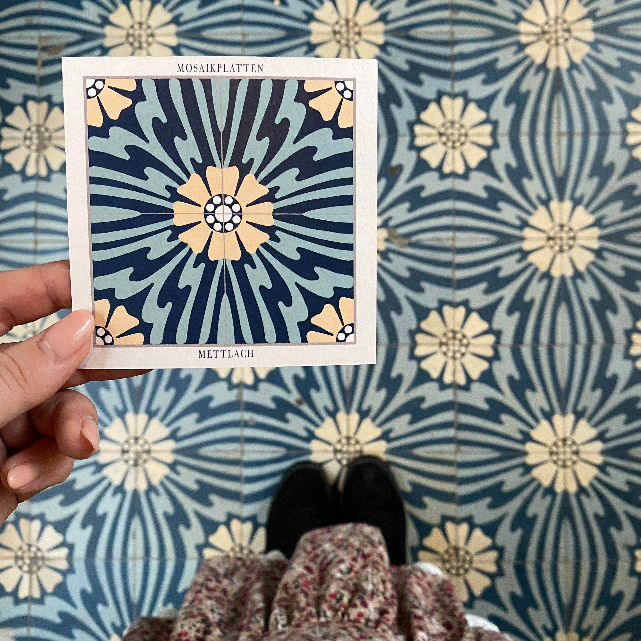 КУПИТЬ ФОРМУ ДЛЯ ПЛИТЧЕНЕК. Метлахская плитка парадных Санкт-Петербурга