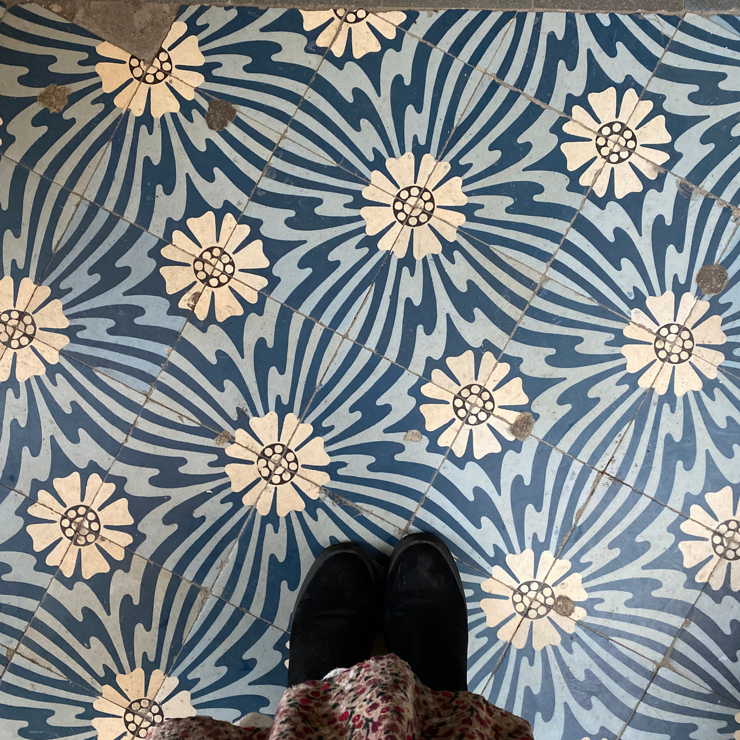 КУПИТЬ ФОРМУ ДЛЯ ПЛИТЧЕНЕК. Метлахская плитка парадных Санкт-Петербурга