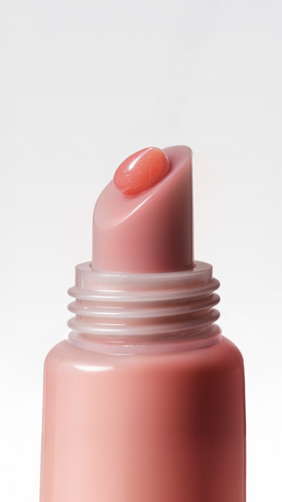 AI. Beauty & fashion retoucher available worldwide Liya Embrace