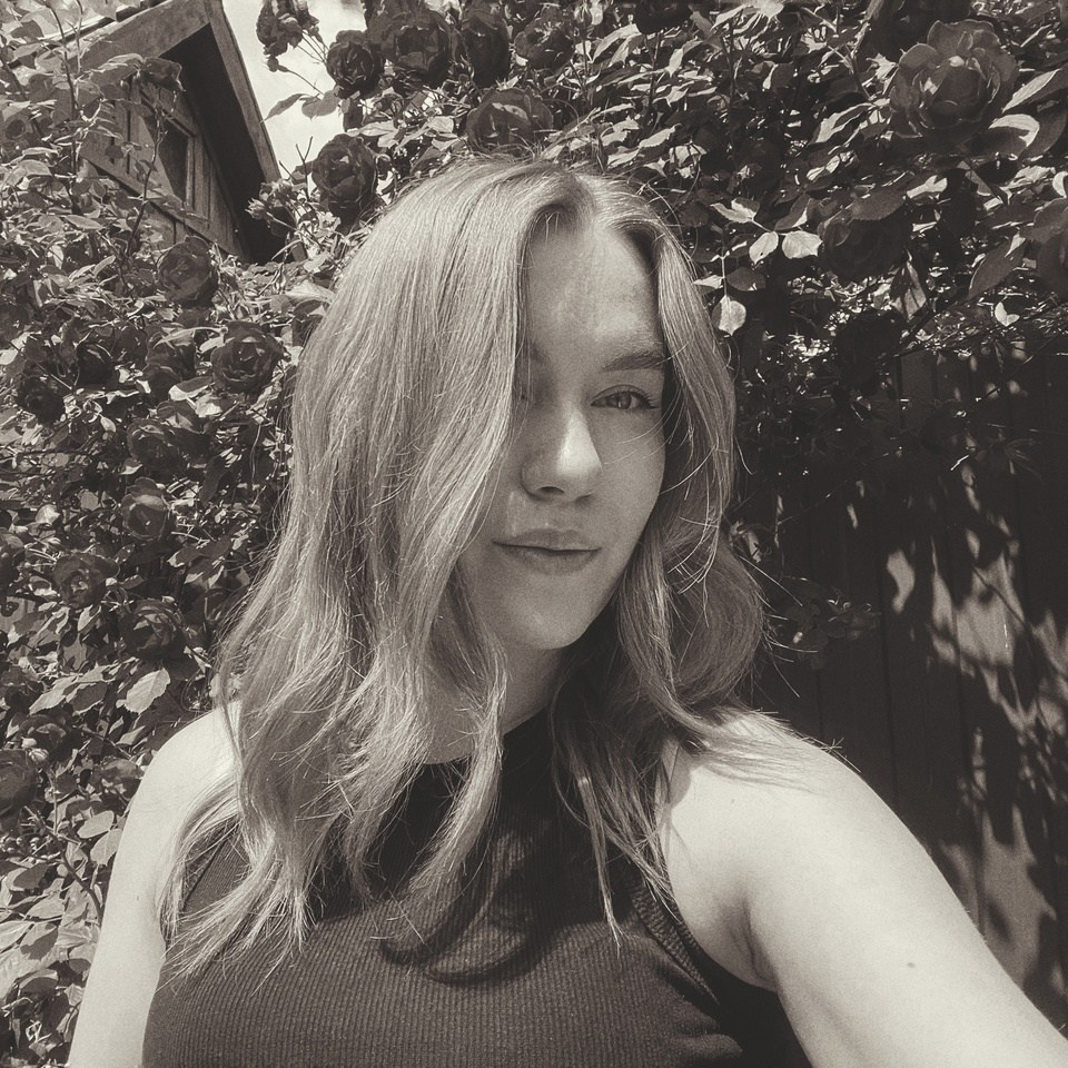 Контакты. Портретный фотограф в Краснодаре Виктория Егорина