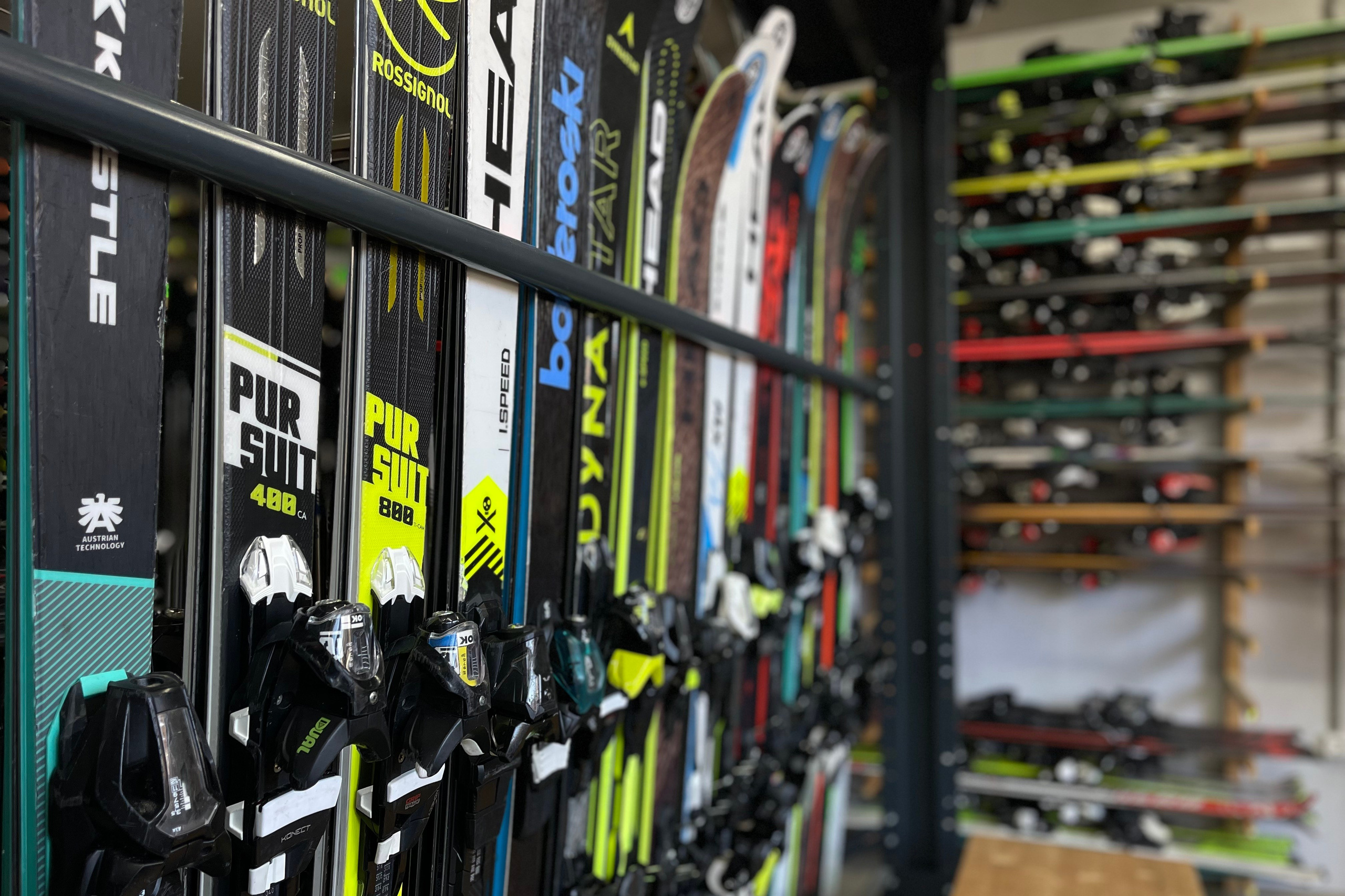 Прокат горнолыжного оборудования в красной поляне