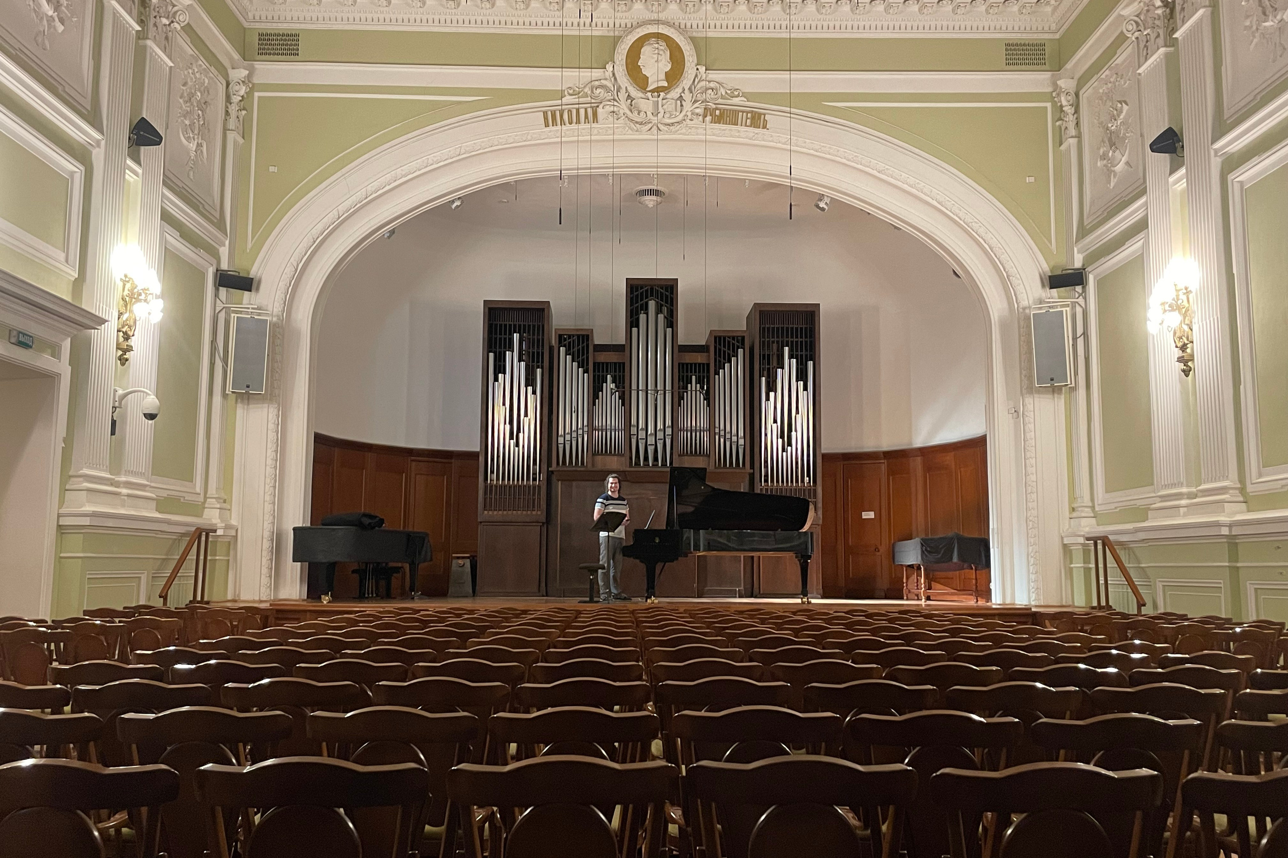 События и анонсы. Скрипачка Анна Савкина