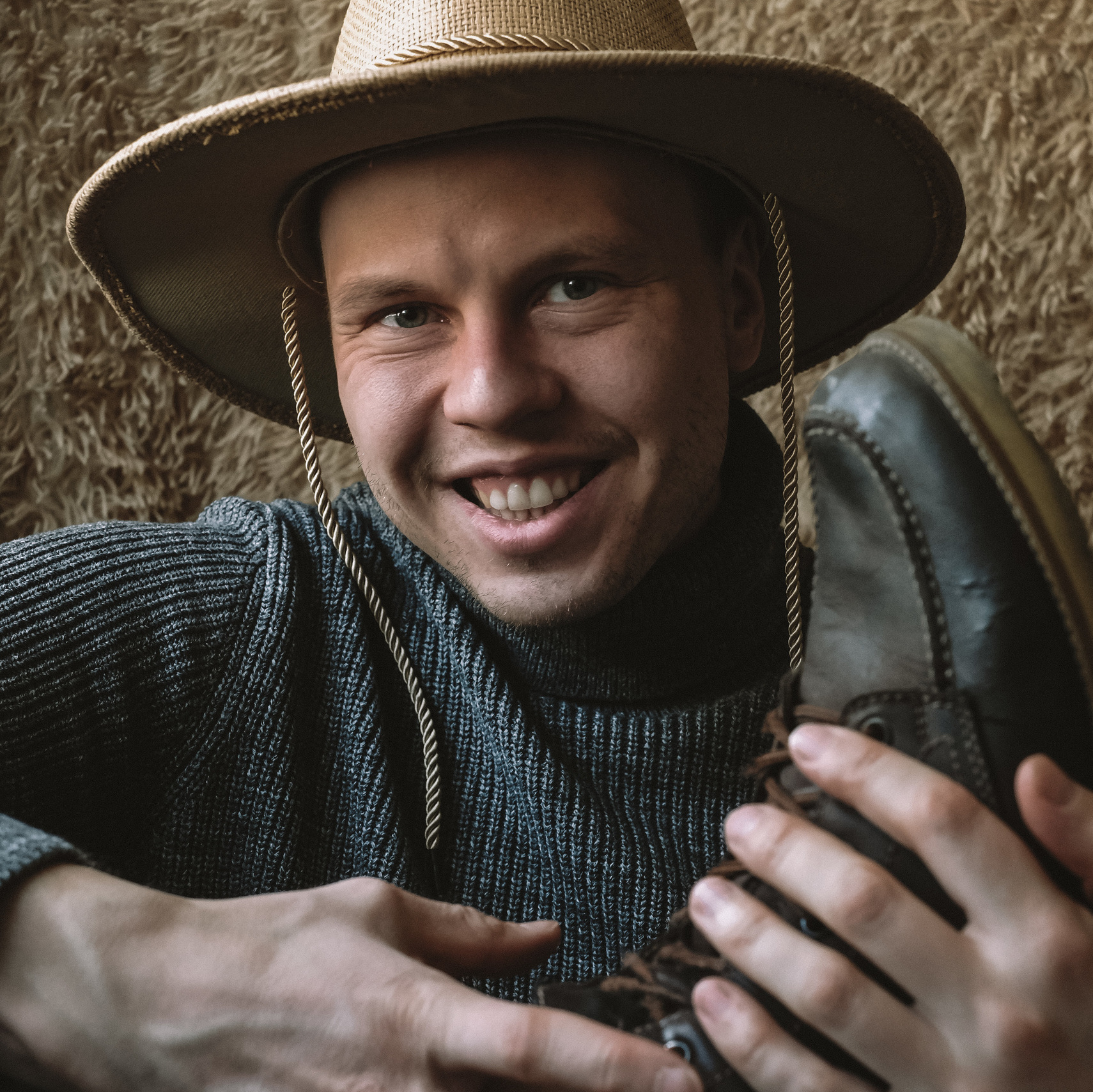 Контакты. Свадебный и портретный фотограф в Екатеринбурге Александр Блюденов