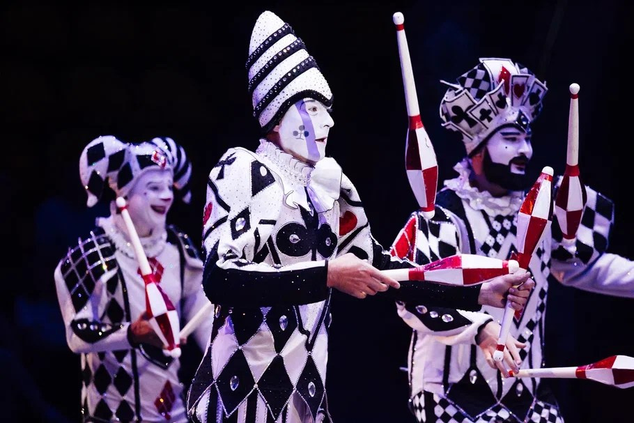 С 14 декабря Пермский цирк приглашает зрителей на шоу Гии Эрадзе «Песчаная сказка». Журнал о самом особенном. Пермь и Пермский край