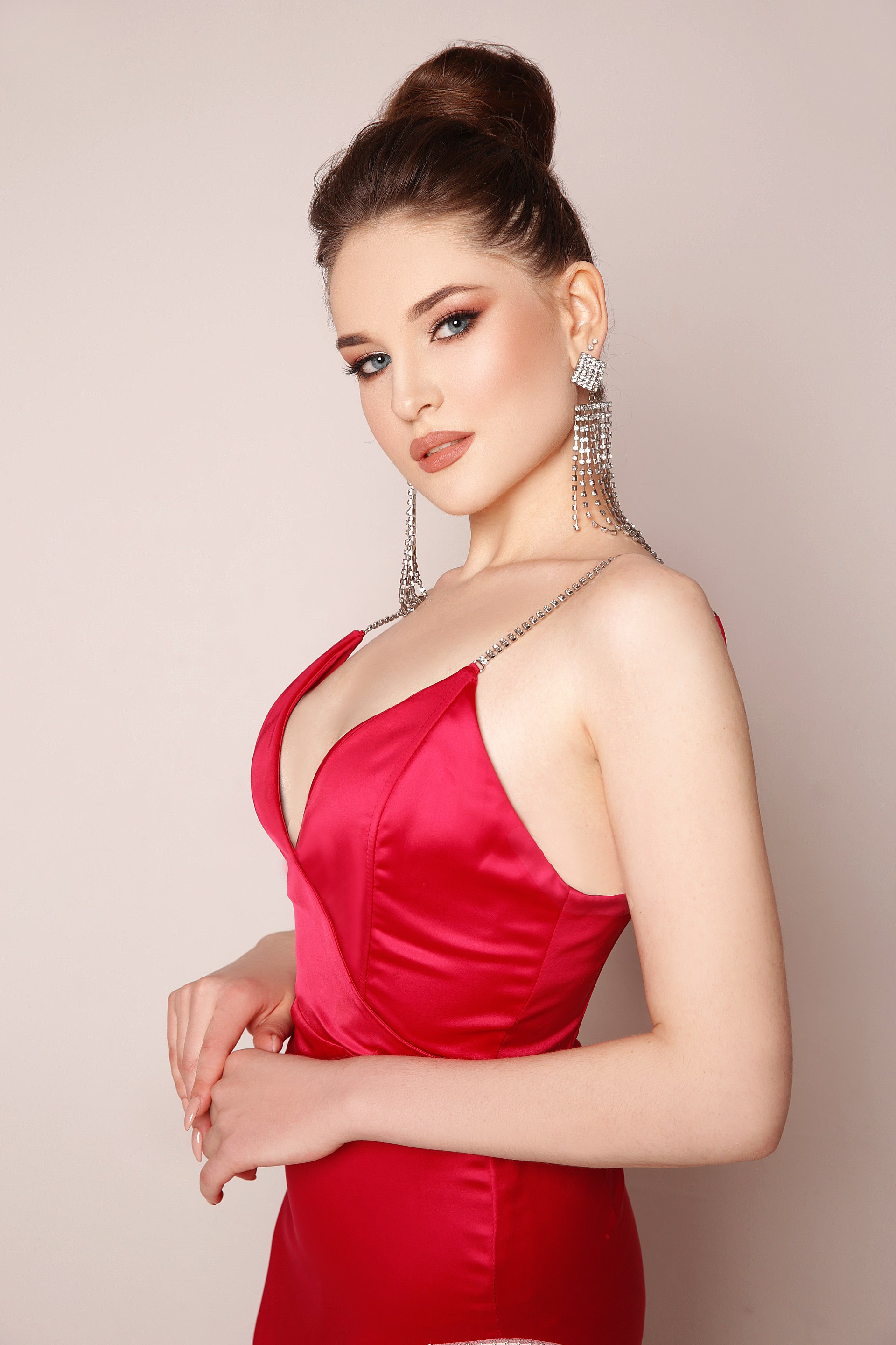 Plus size. Gramy-studio: фото, видео, инфографика и 3D визуализация для маркетплейсов